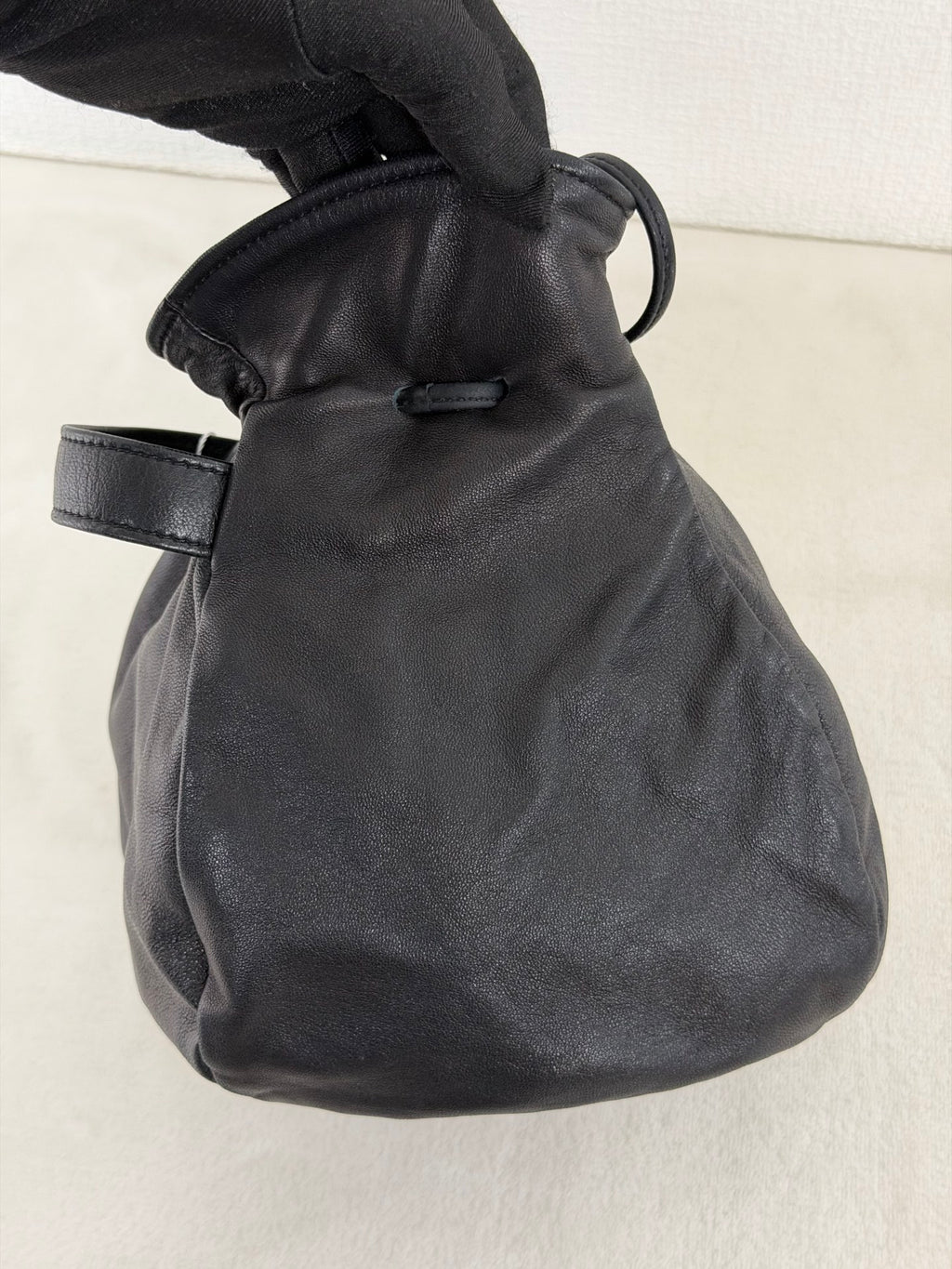 CHANEL Lambksin Bucketbag