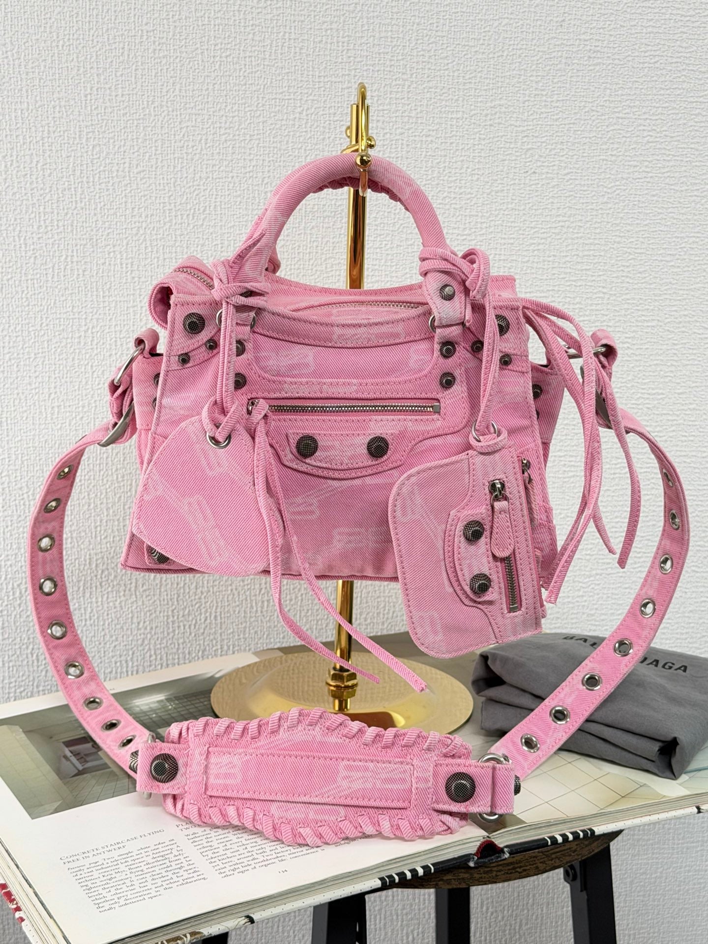 BALENCIAGA Le City Mini Shoulderbag Pink