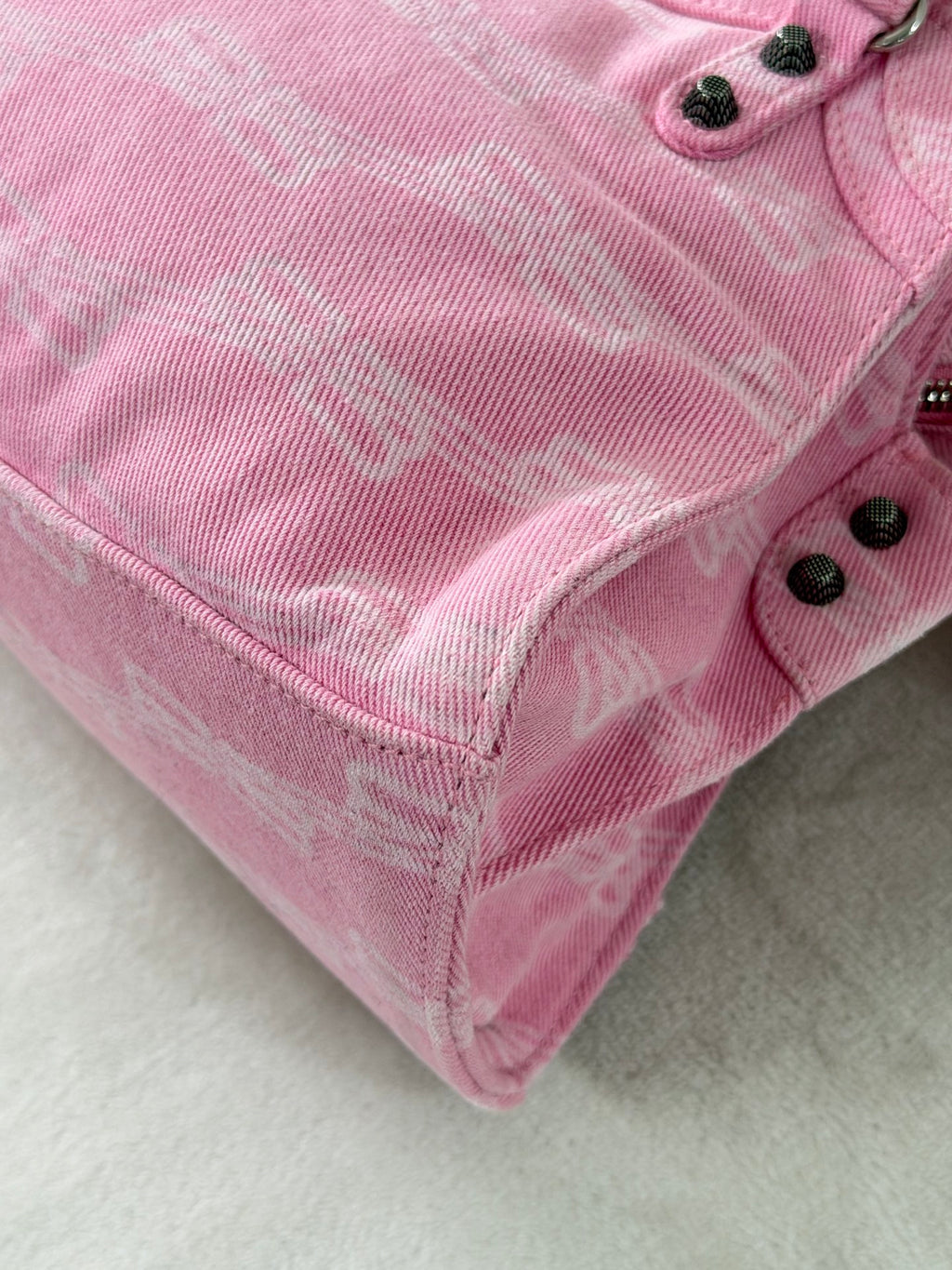 BALENCIAGA Le City Mini Shoulderbag Pink