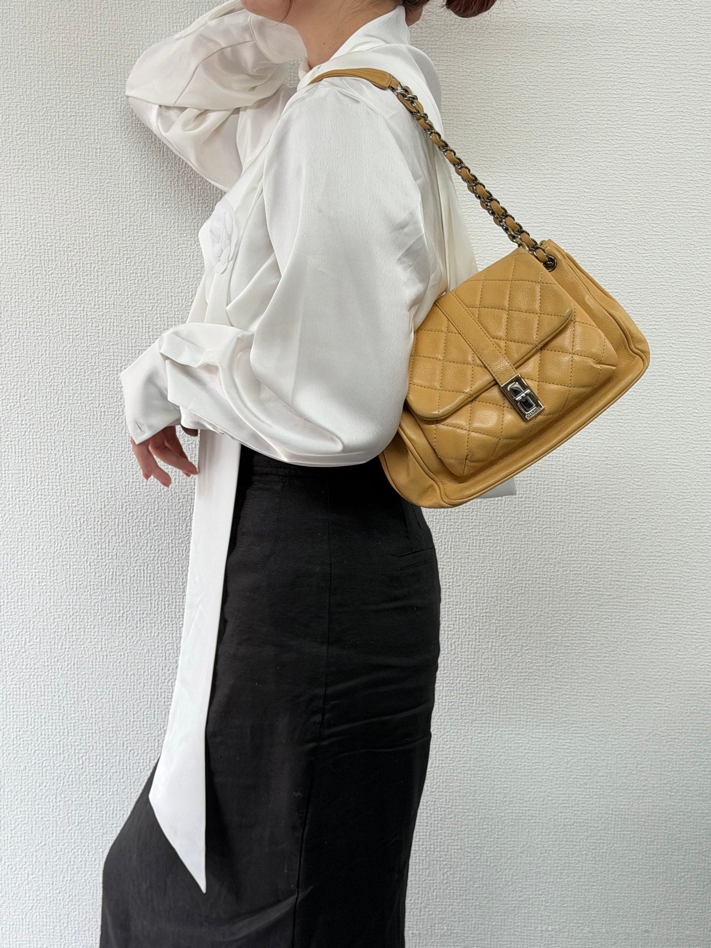 CHANEL Quilted  Shoulderbag