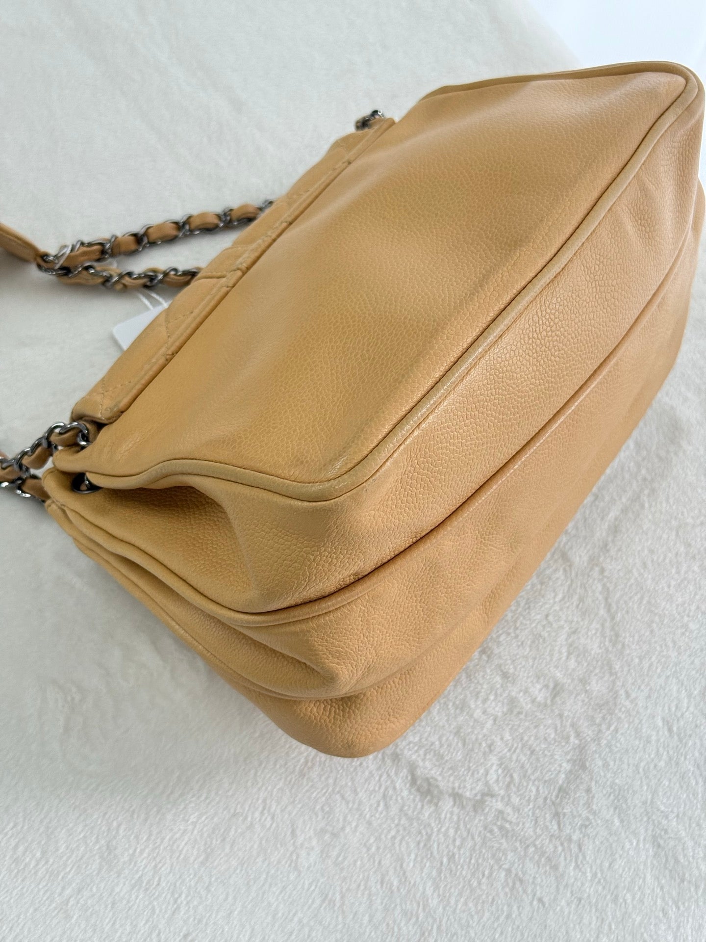 CHANEL Quilted  Shoulderbag