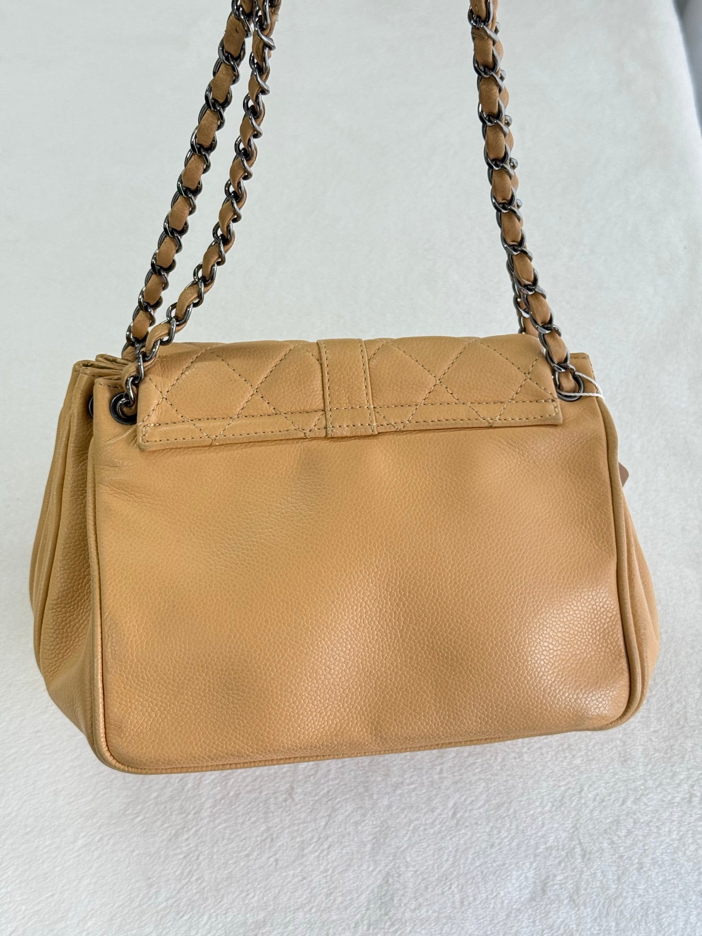CHANEL Quilted  Shoulderbag