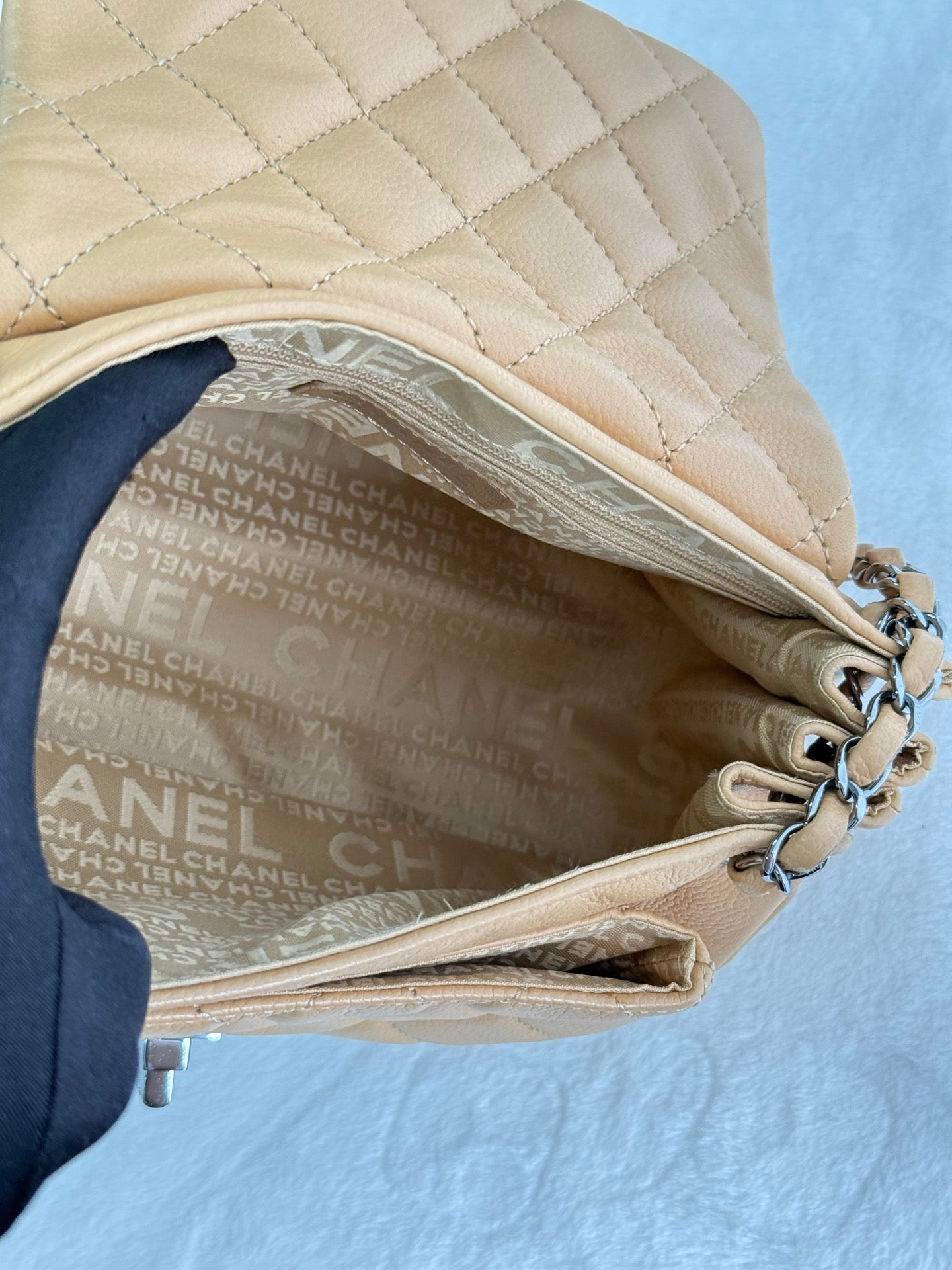 CHANEL Quilted  Shoulderbag