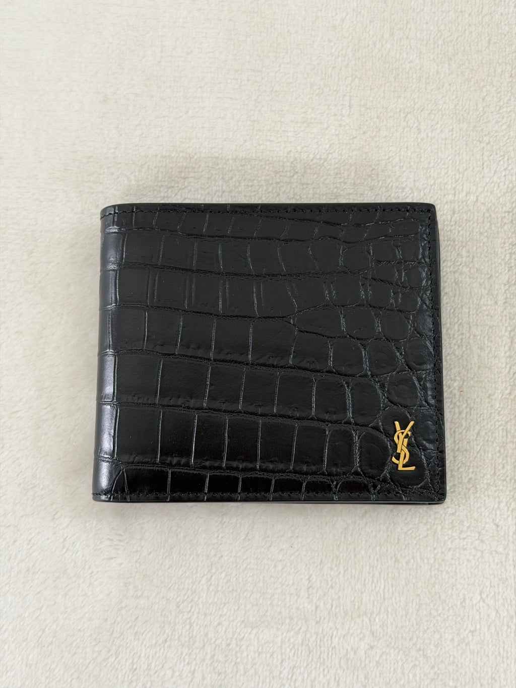 Yve Saint Luarent Corcodile pattern Bifold Wallet