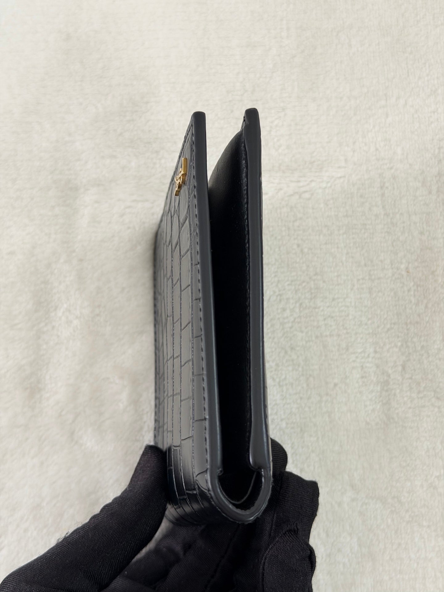 Yve Saint Luarent Corcodile pattern Bifold Wallet