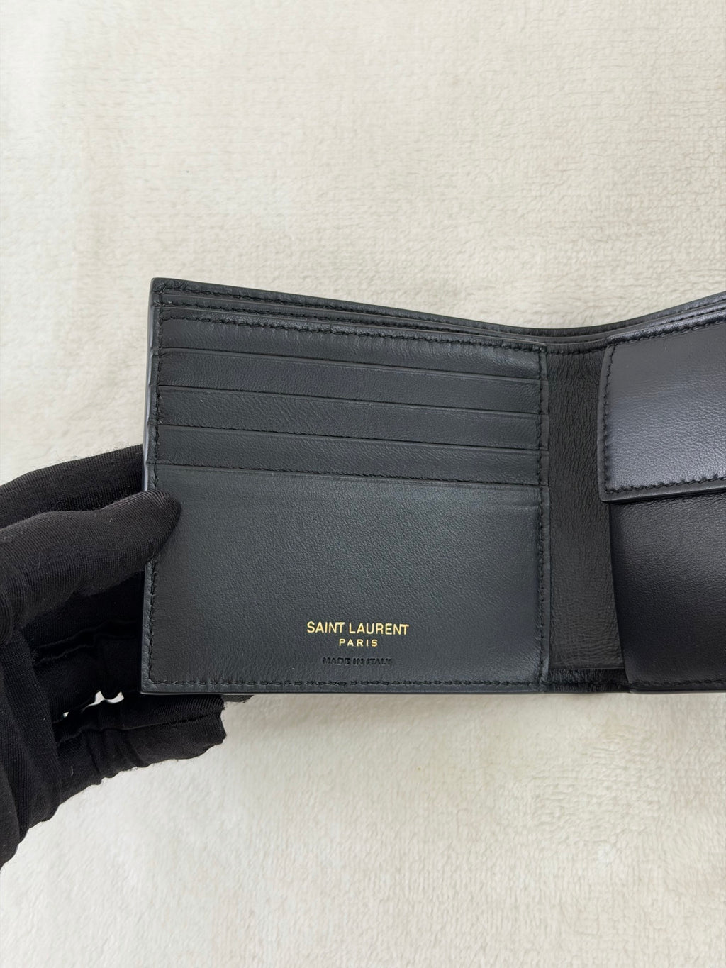 Yve Saint Luarent Corcodile pattern Bifold Wallet