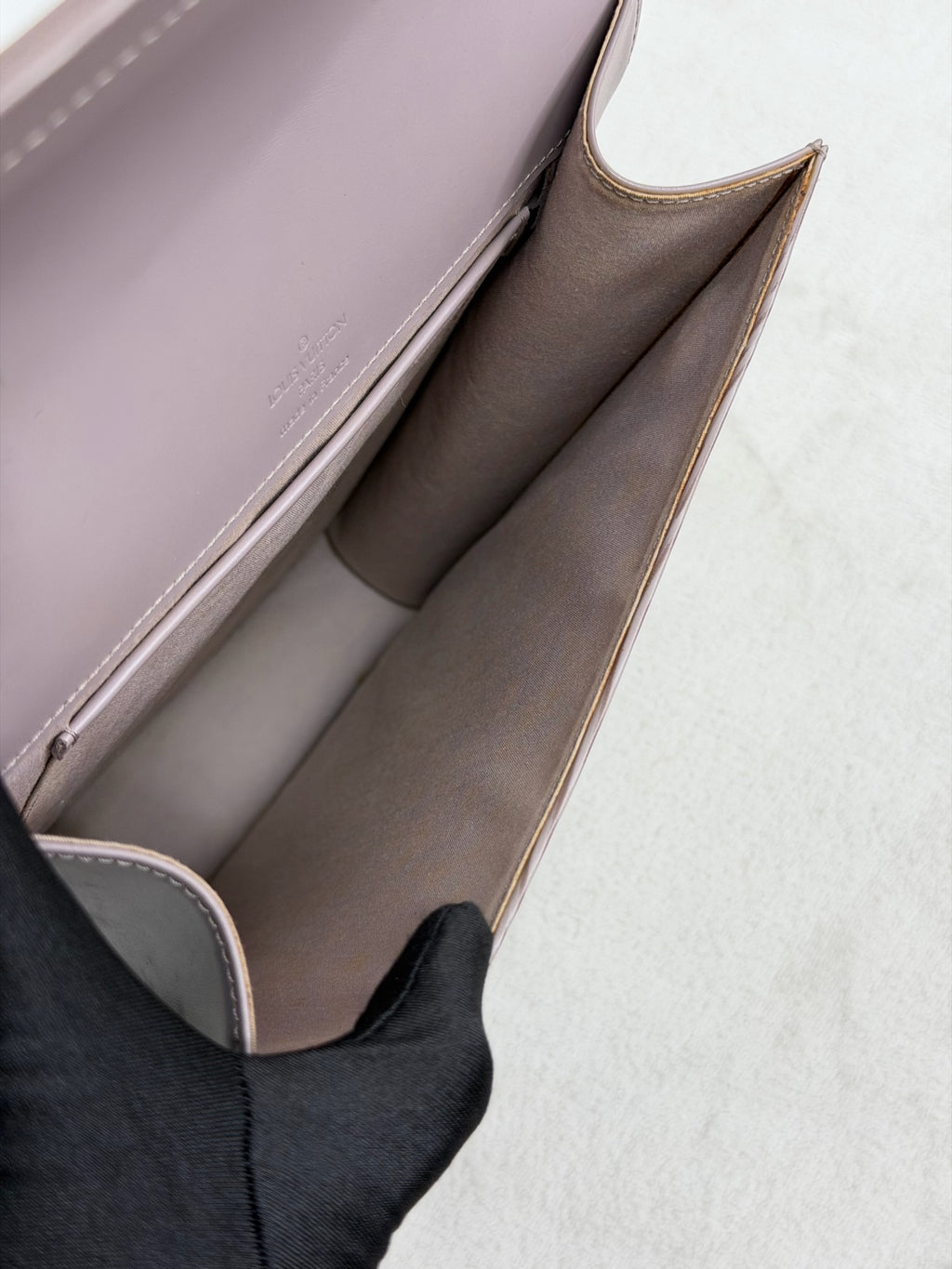 LOUIS VUITTON Epi Violet Shoulderbag