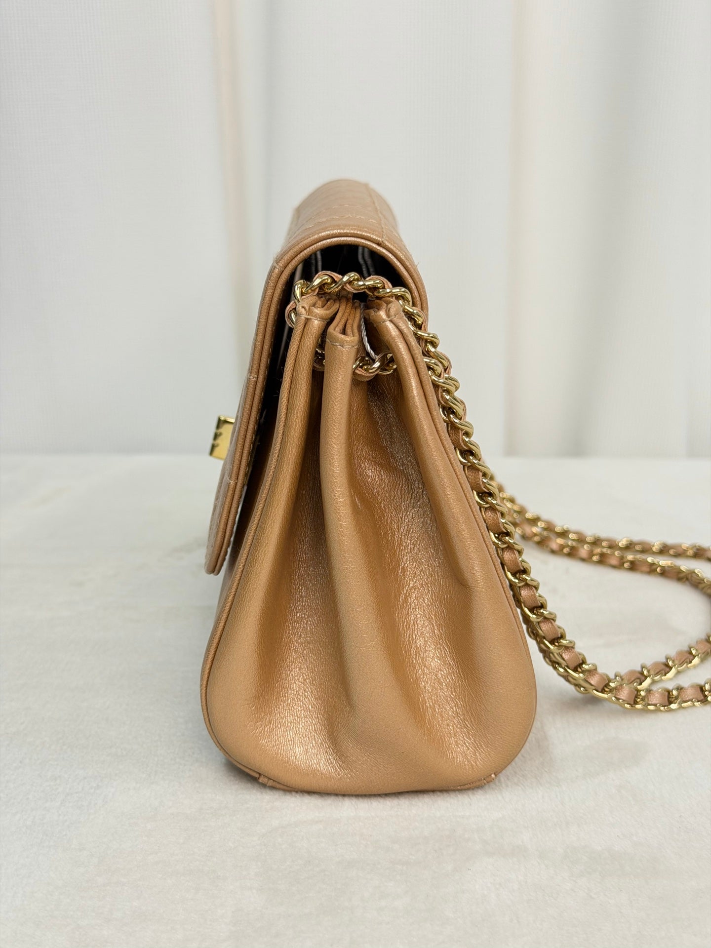 CHANEL 2.55 Ice Cube Choclate Bar Chainbag