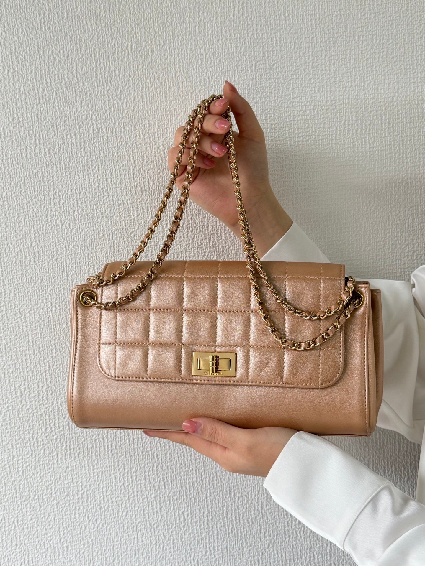 CHANEL 2.55 Ice Cube Choclate Bar Chainbag