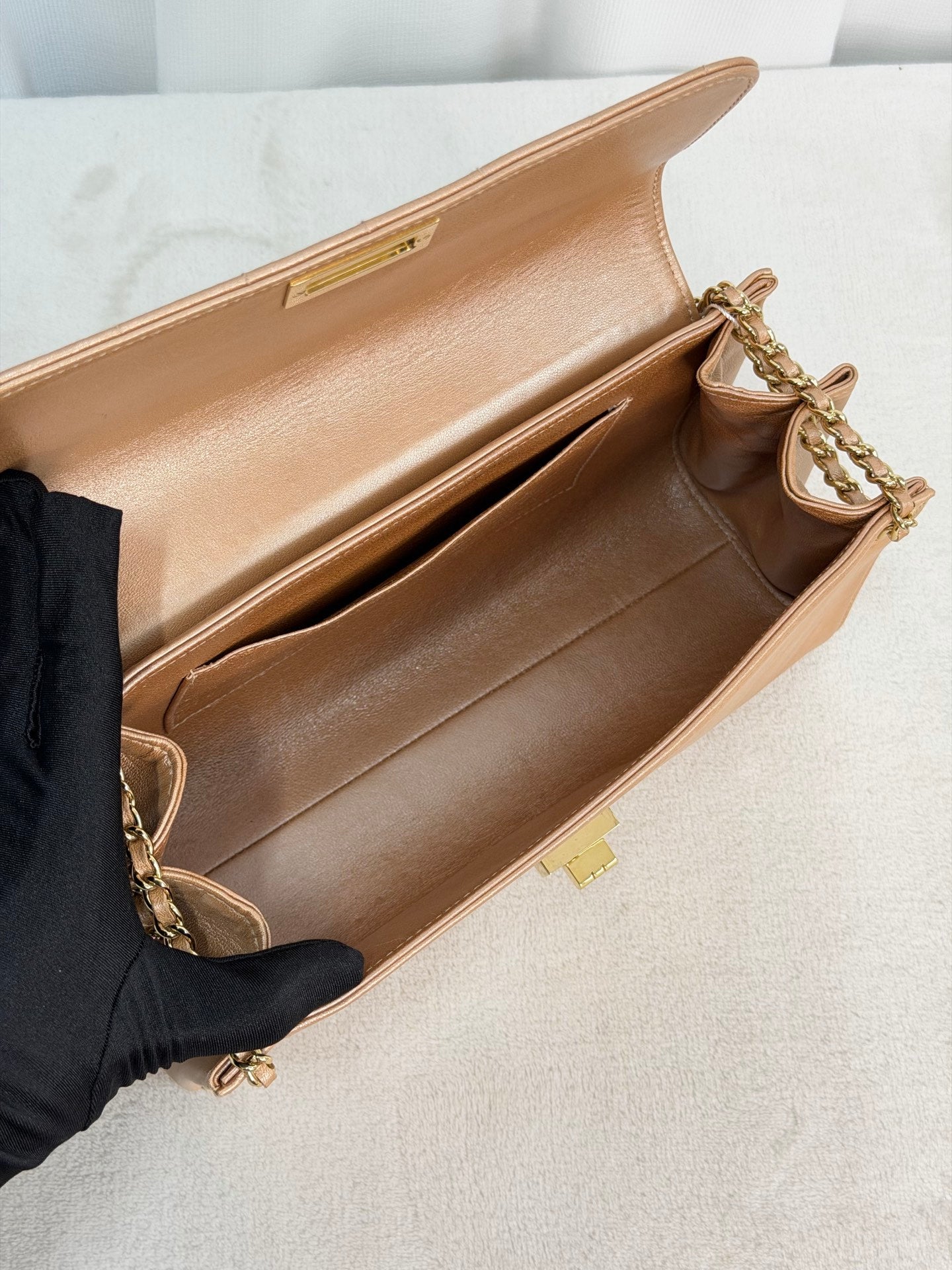 CHANEL 2.55 Ice Cube Choclate Bar Chainbag
