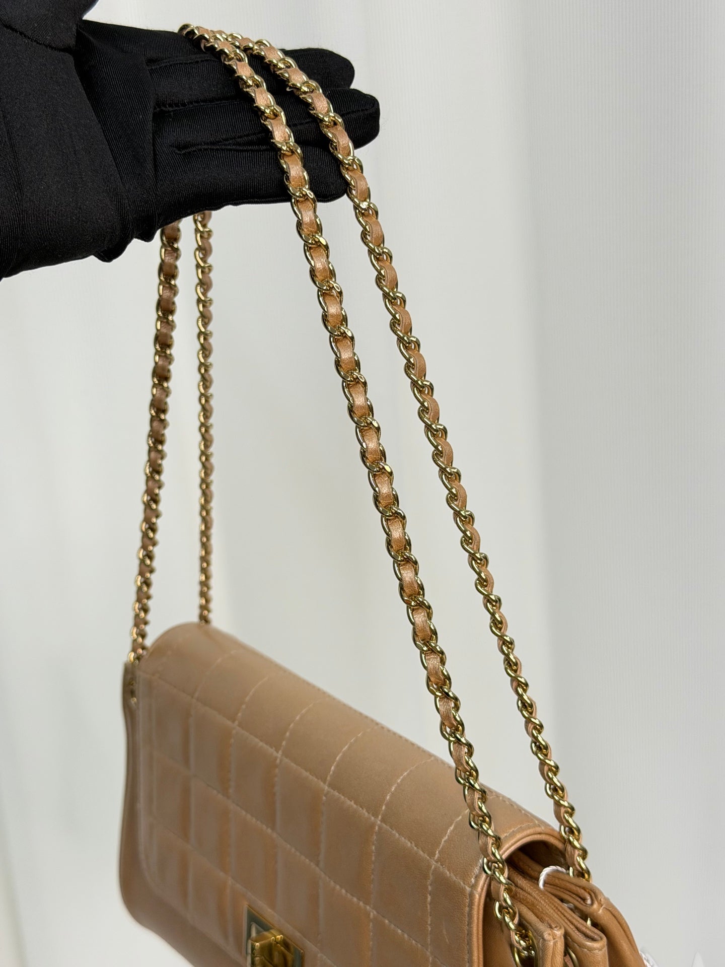 CHANEL 2.55 Ice Cube Choclate Bar Chainbag
