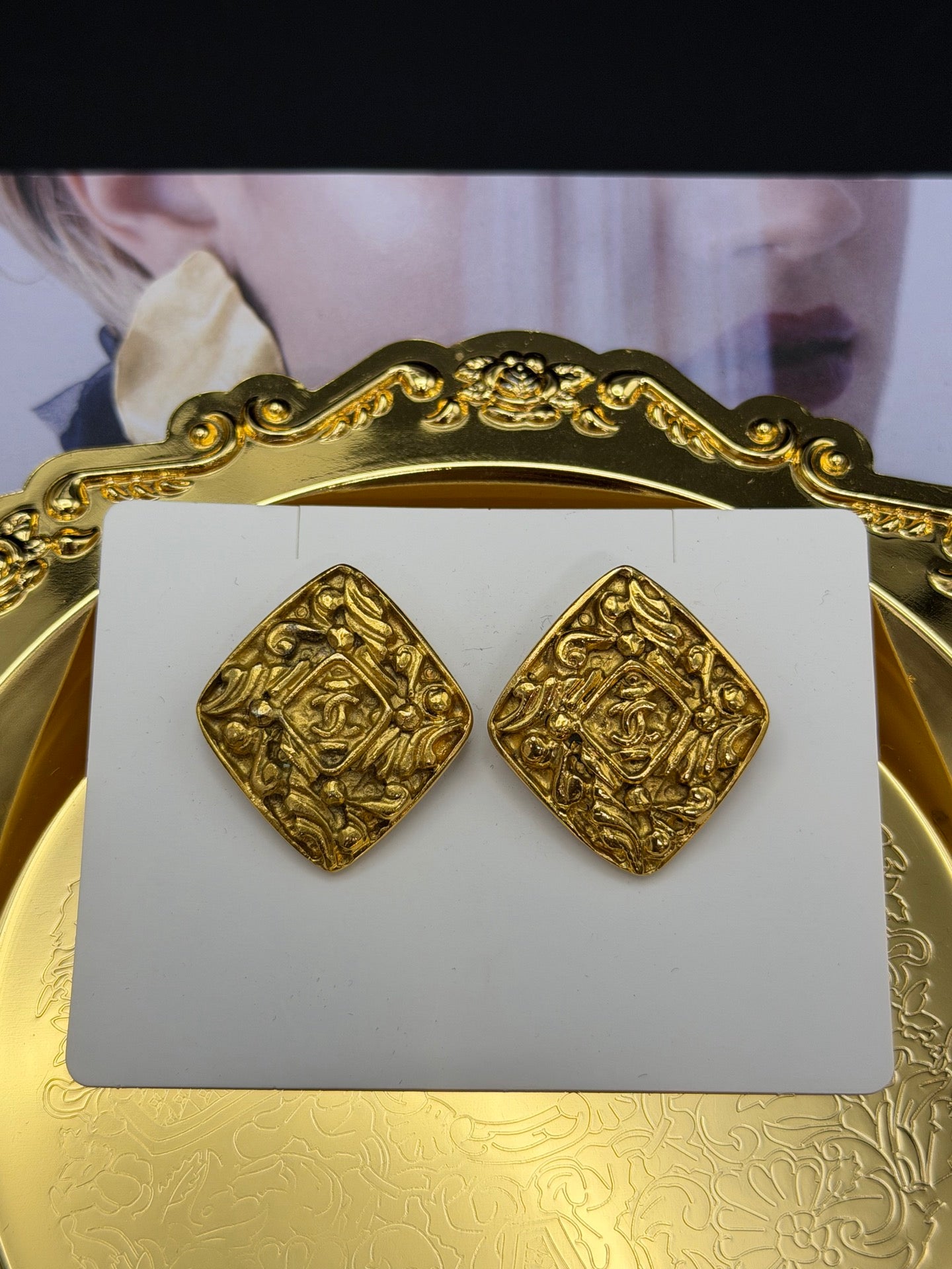 CHRISTIAN DIOR  Engraving Earring Clip