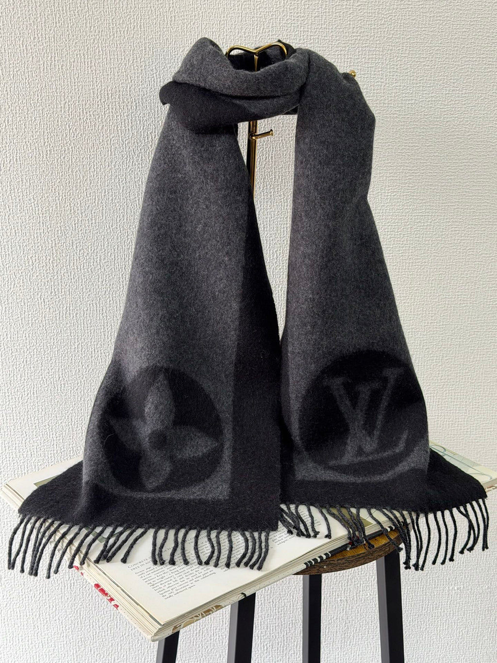 LOUIS VUITTON Wool Scarf