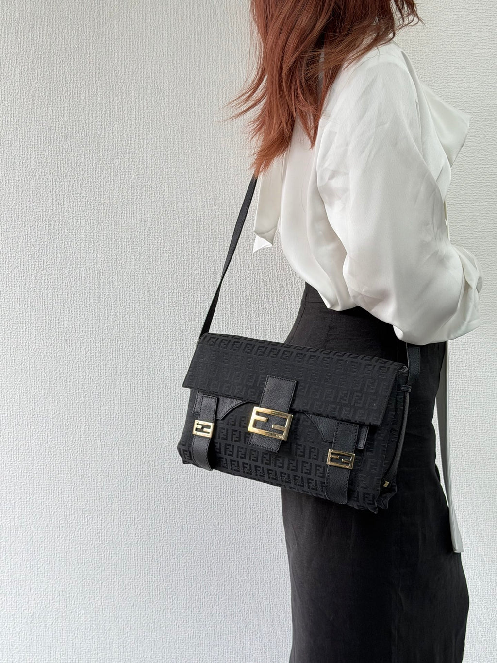 FENDI Massenger Flap Shoulderbag