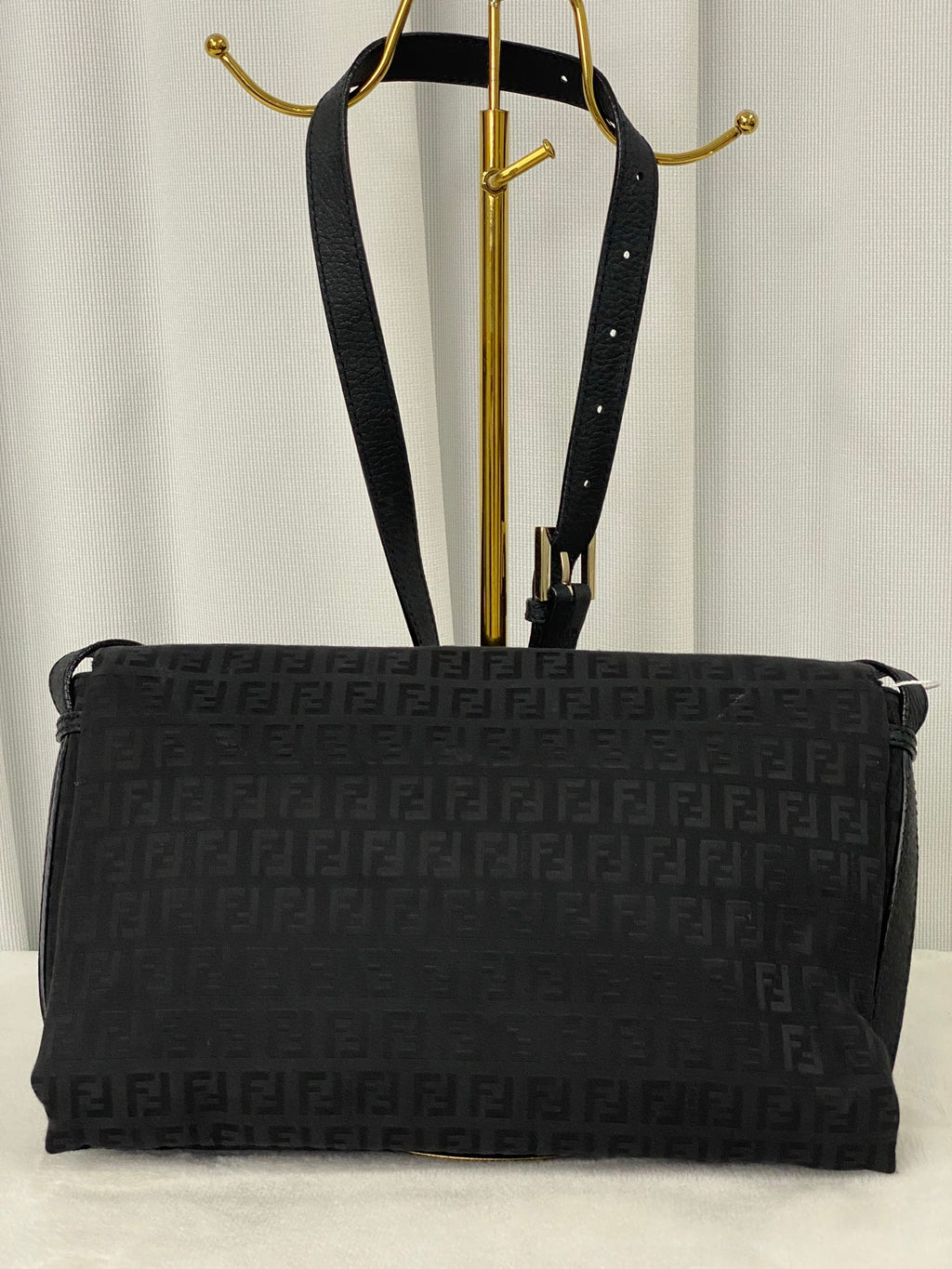 FENDI Massenger Flap Shoulderbag