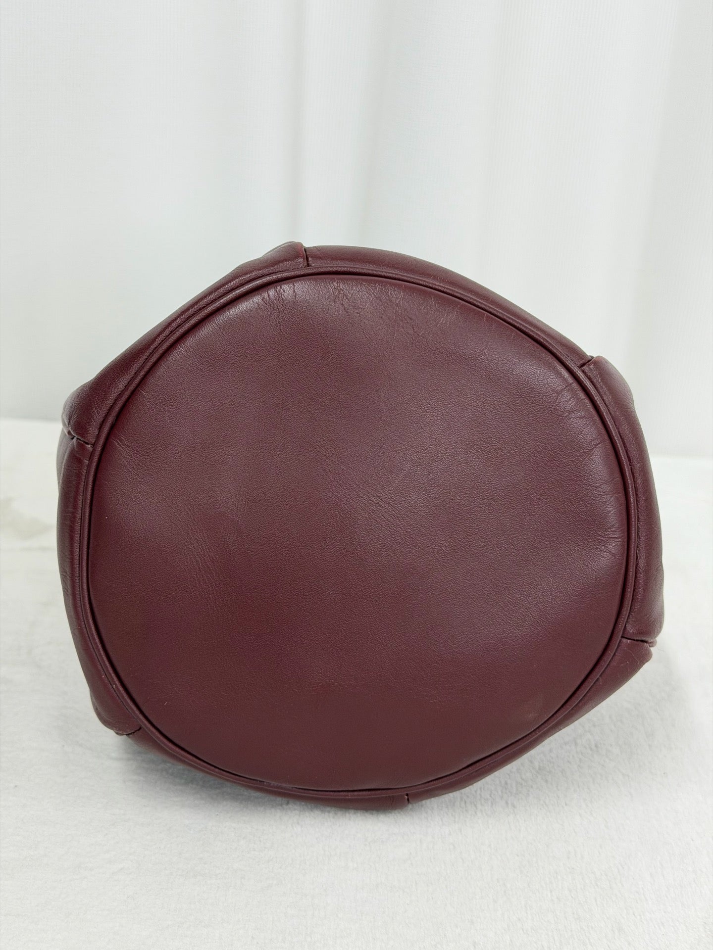 Cartier Burgendy Bucket Shoulderbag