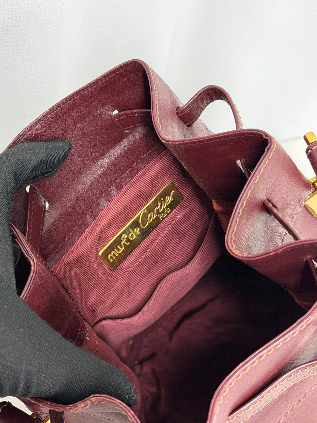 Cartier Burgendy Bucket Shoulderbag