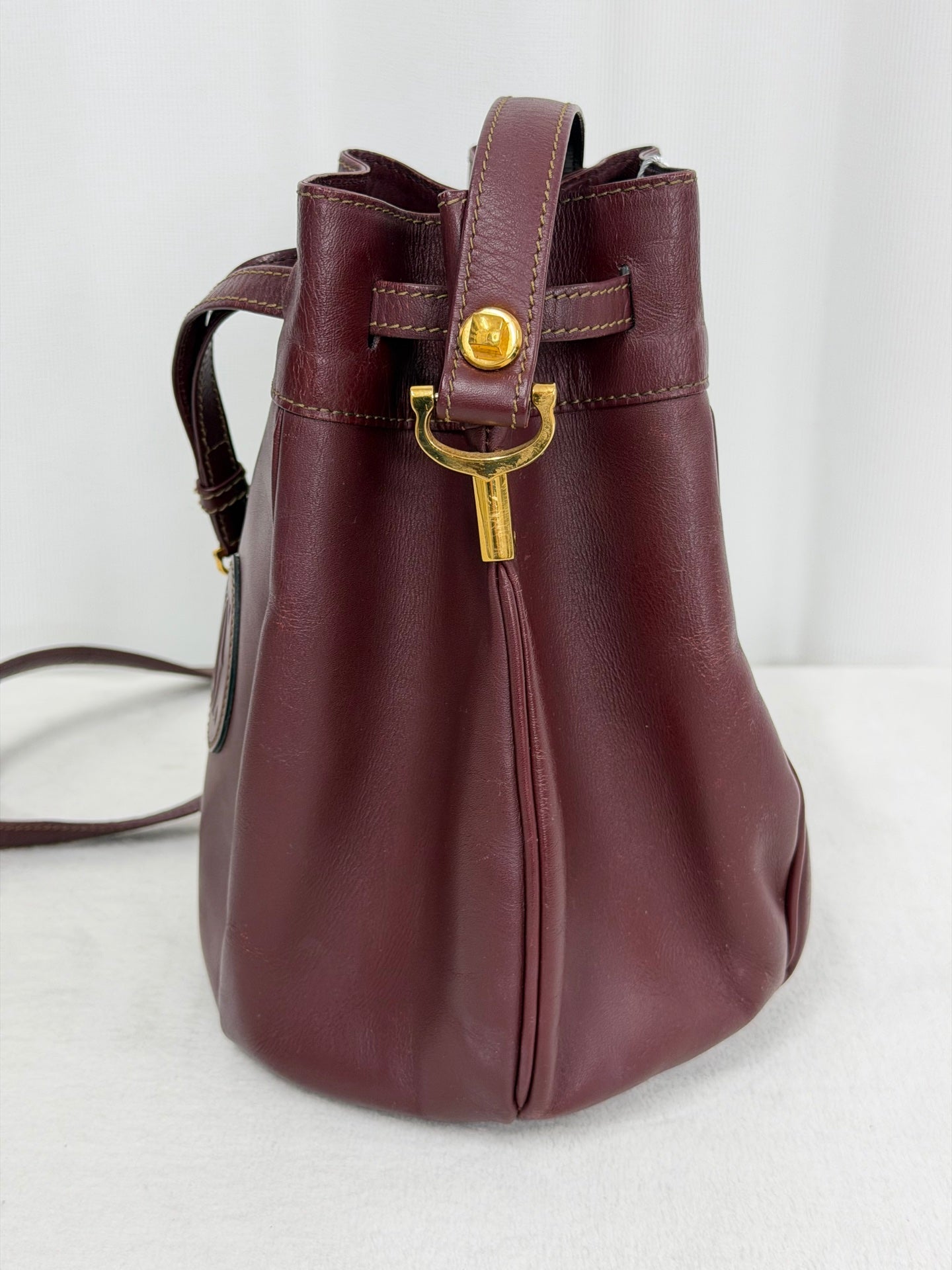 Cartier Burgendy Bucket Shoulderbag