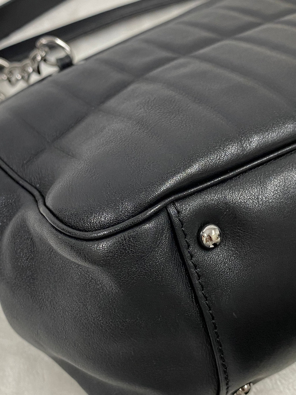 CHANEL Quilted Chainbag