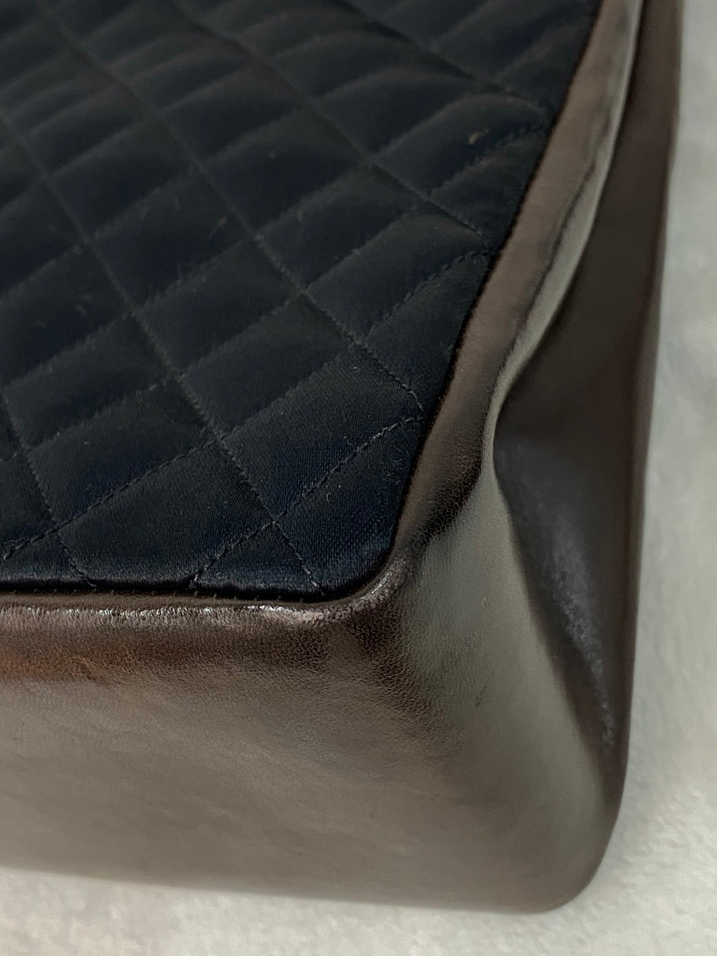 CHANEL COCO Mark Matelasse Chainbag