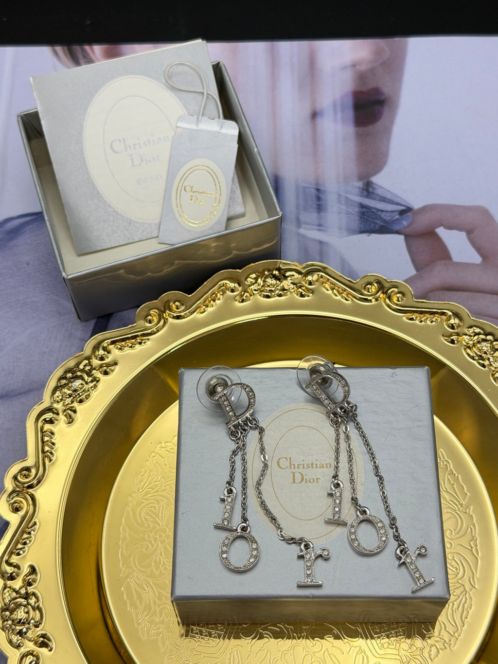 CHRISTIAN DIOR Pairs Earring