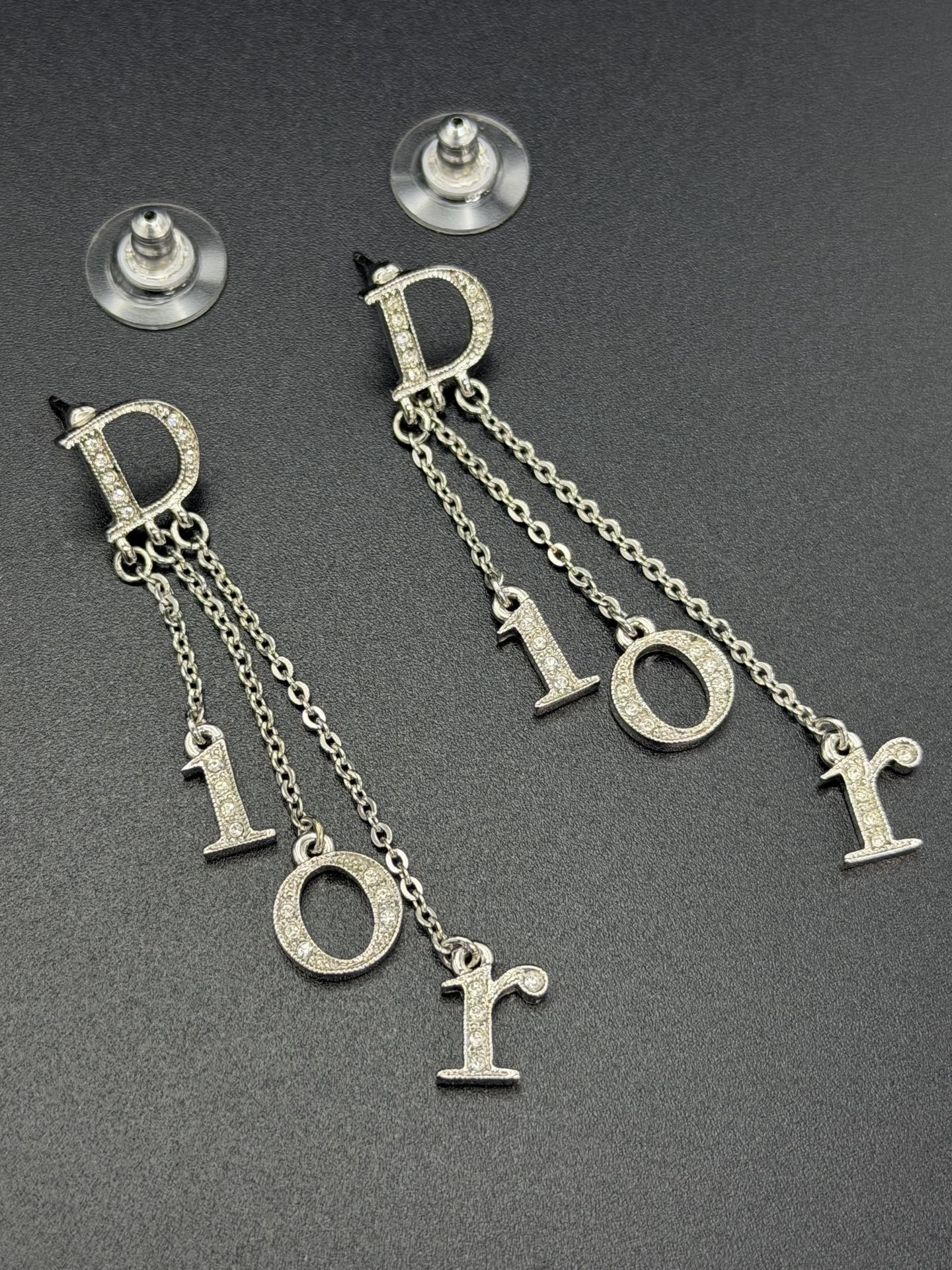 CHRISTIAN DIOR Pairs Earring