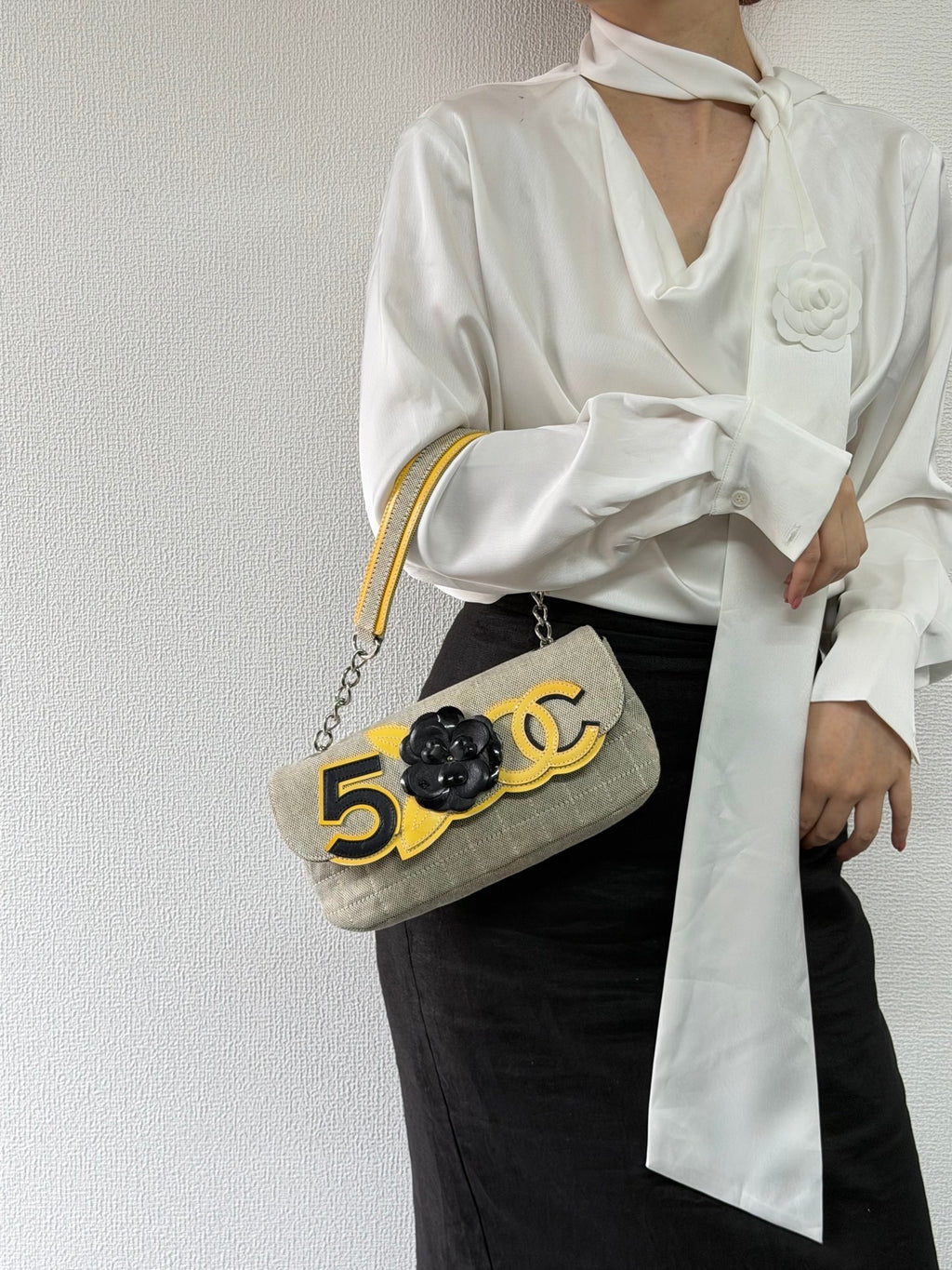 CHANEL  Camelia No.5 Chainbag