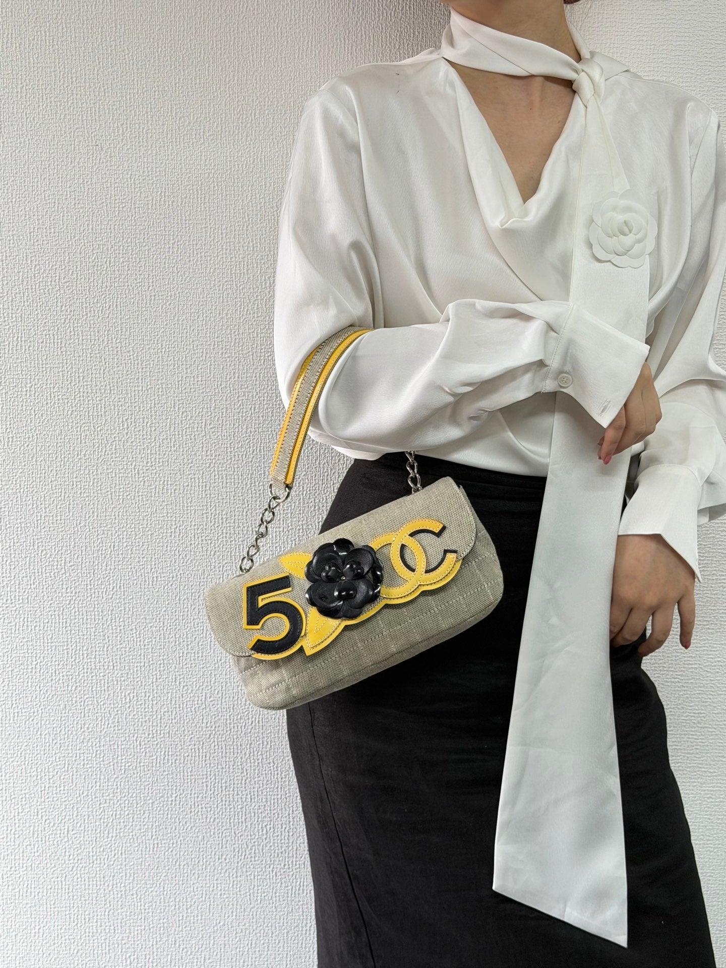 CHANEL  Camelia No.5 Chainbag