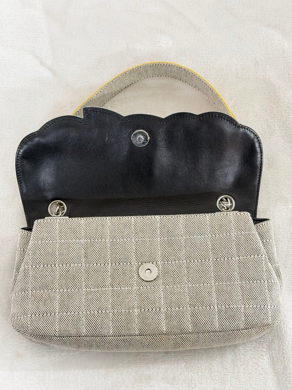 CHANEL  Camelia No.5 Chainbag