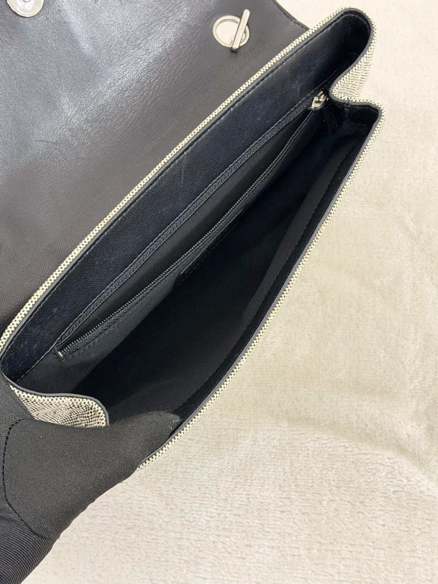 CHANEL  Camelia No.5 Chainbag