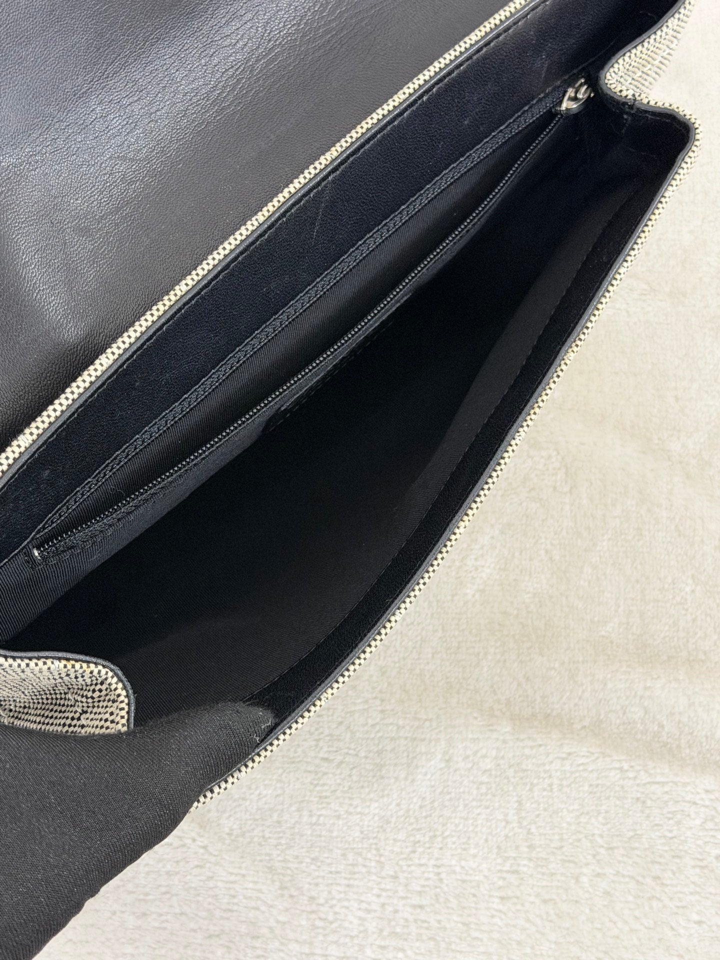 CHANEL  Camelia No.5 Chainbag