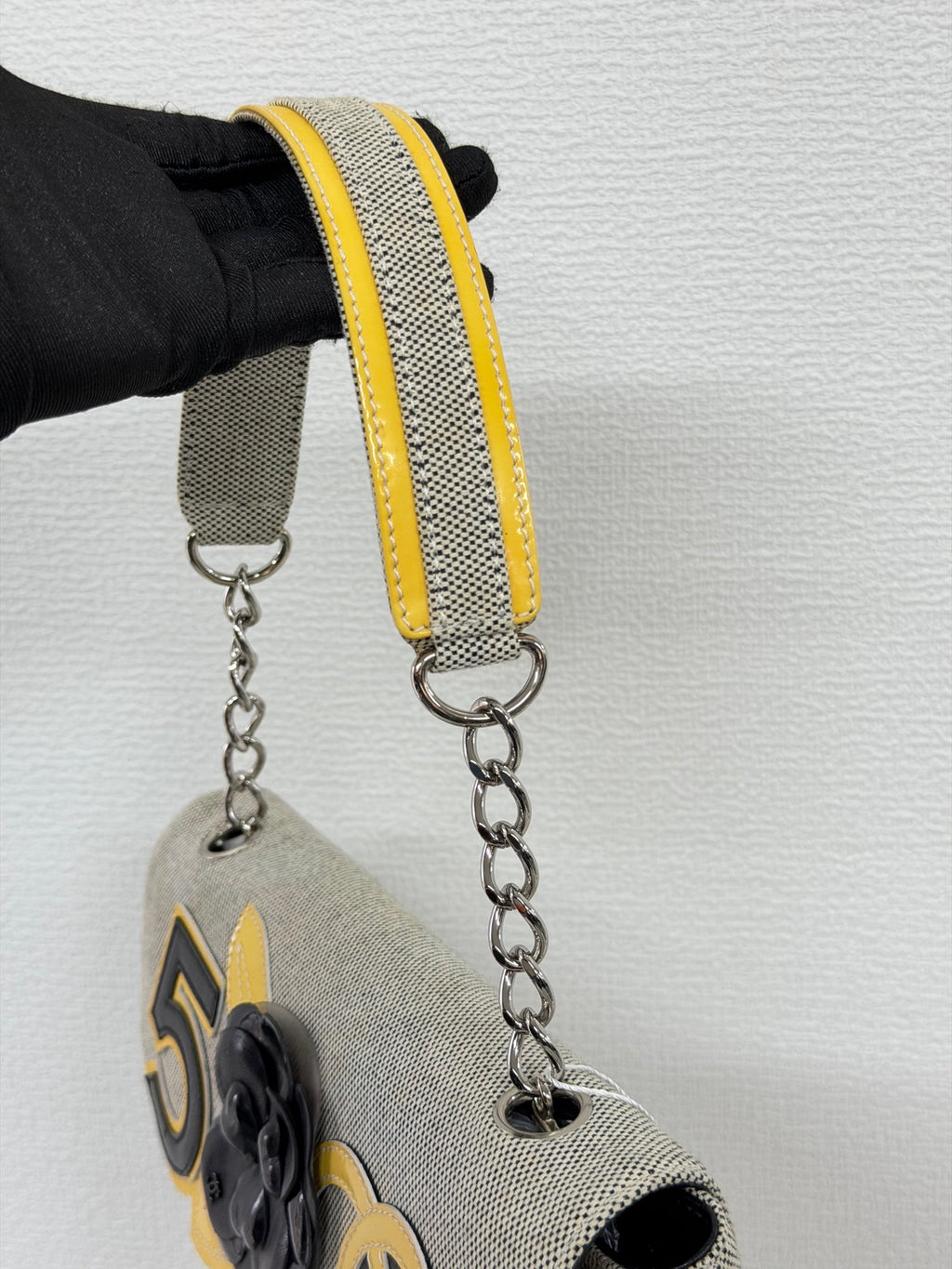 CHANEL  Camelia No.5 Chainbag