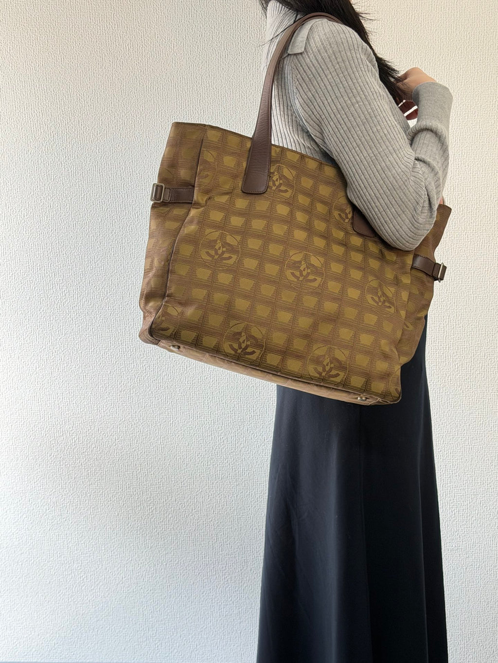 CHANEL Travel Line Totebag