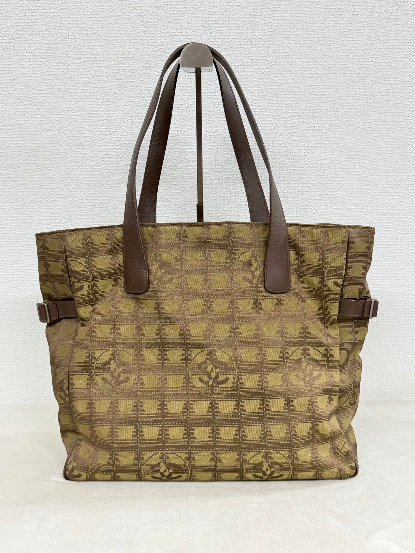 CHANEL Travel Line Totebag