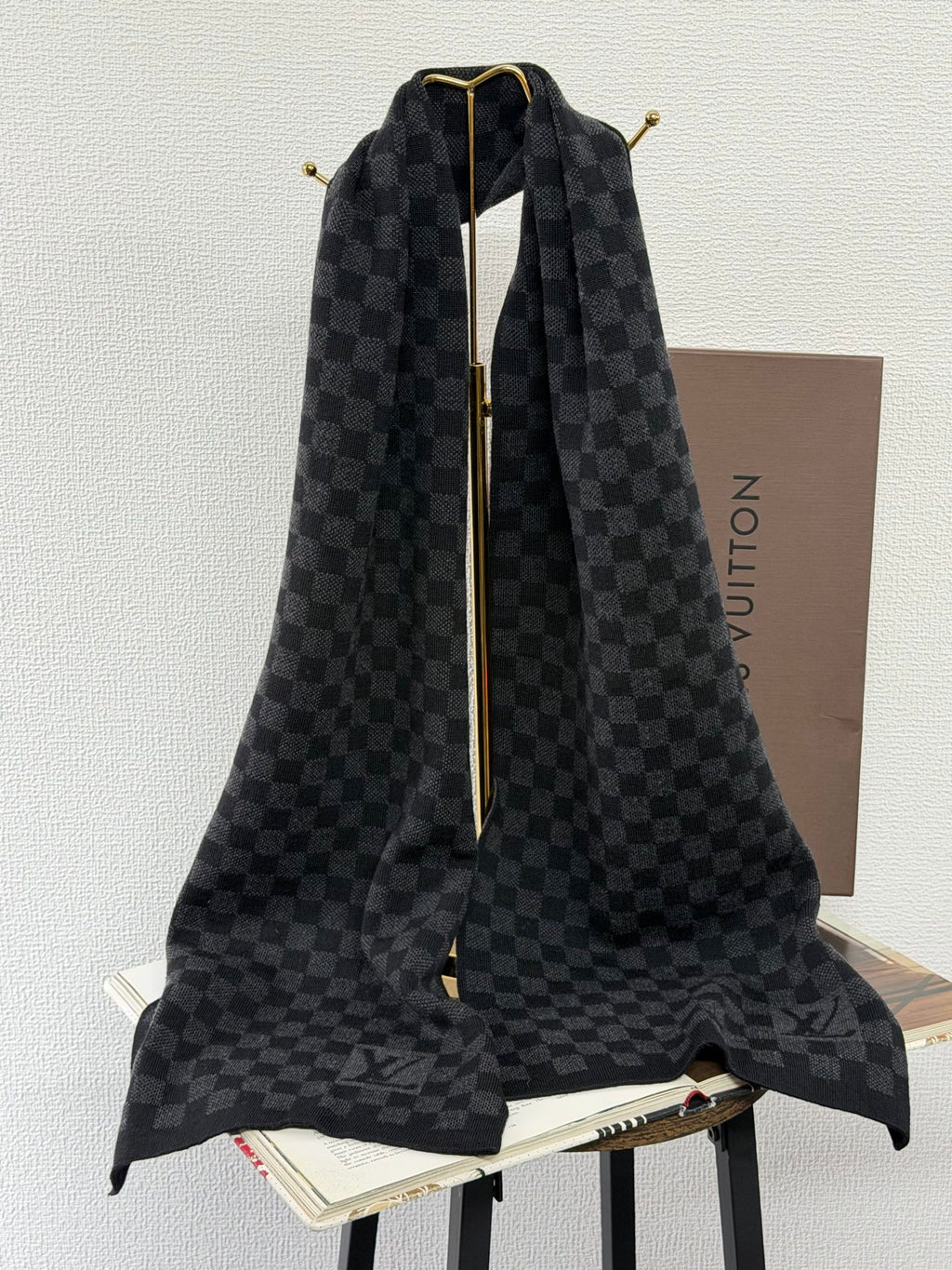 LOUIS VUITTON Damier Wool Scarf