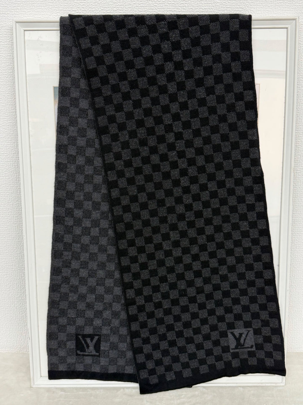 LOUIS VUITTON Damier Wool Scarf