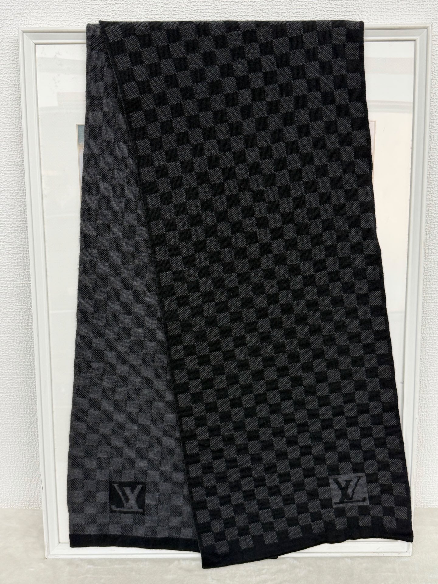 LOUIS VUITTON Damier Wool Scarf