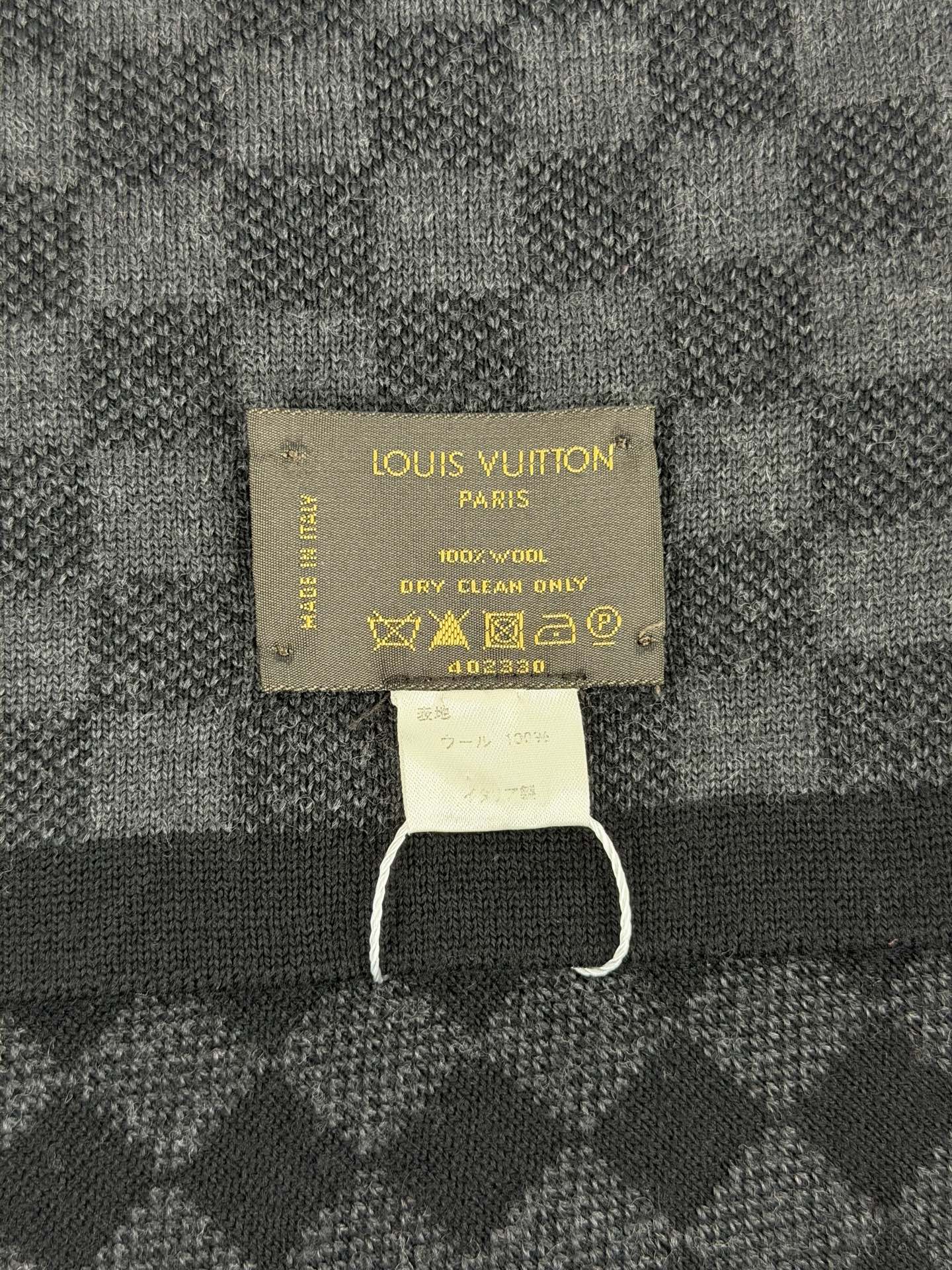 LOUIS VUITTON Damier Wool Scarf
