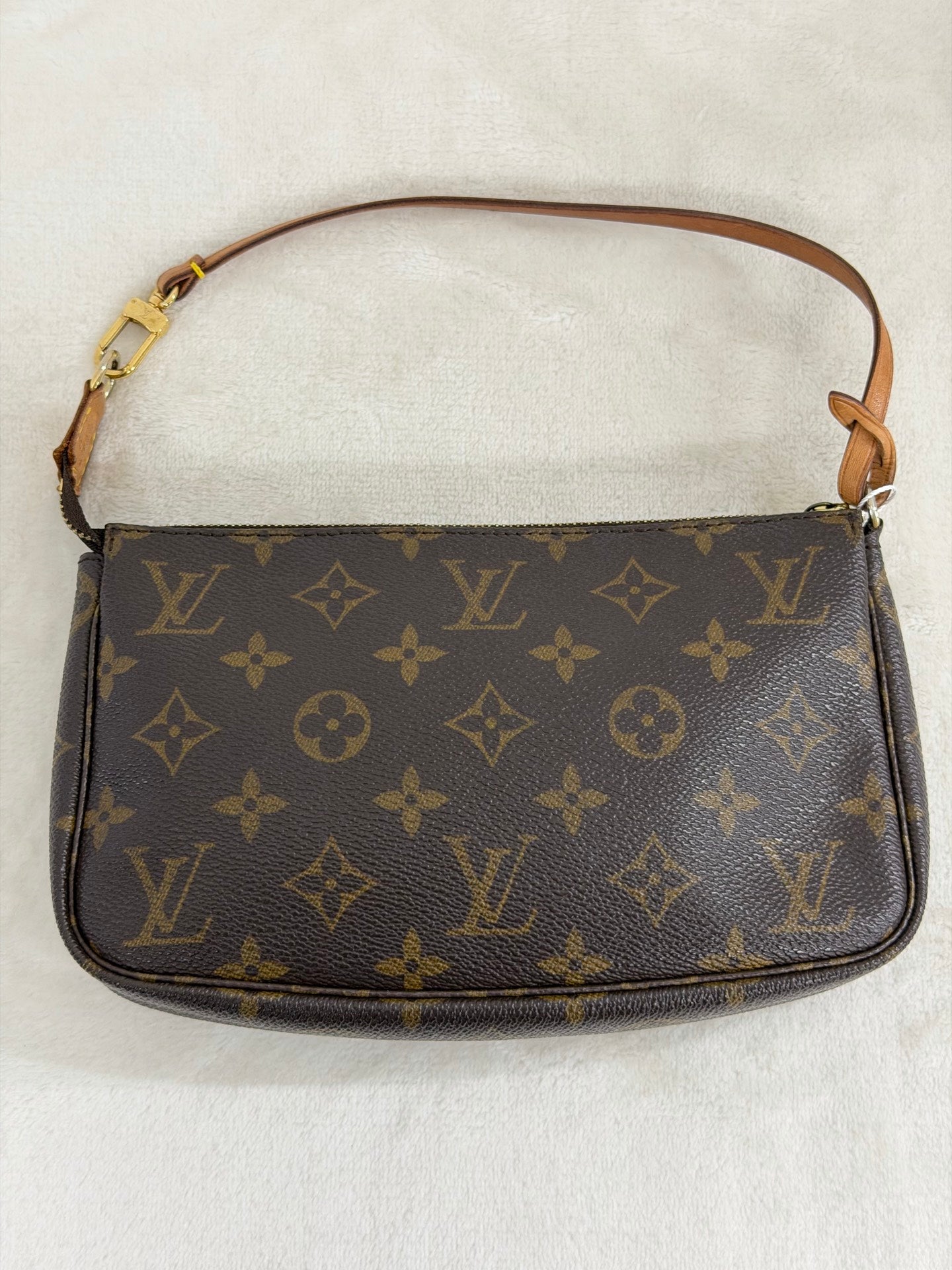 LOUIS VUITTON Monogram Shoudlerbag