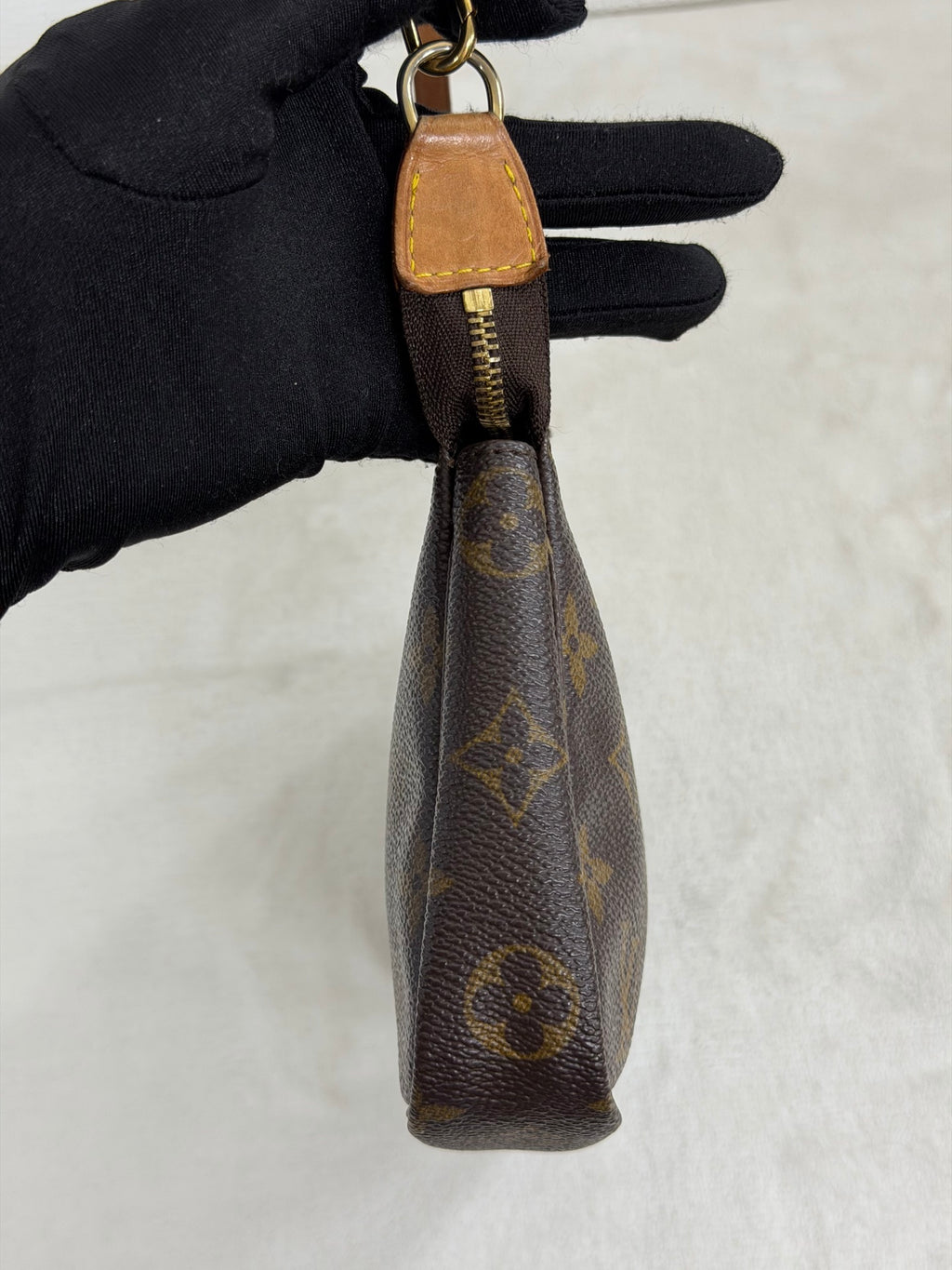 LOUIS VUITTON Monogram Shoudlerbag