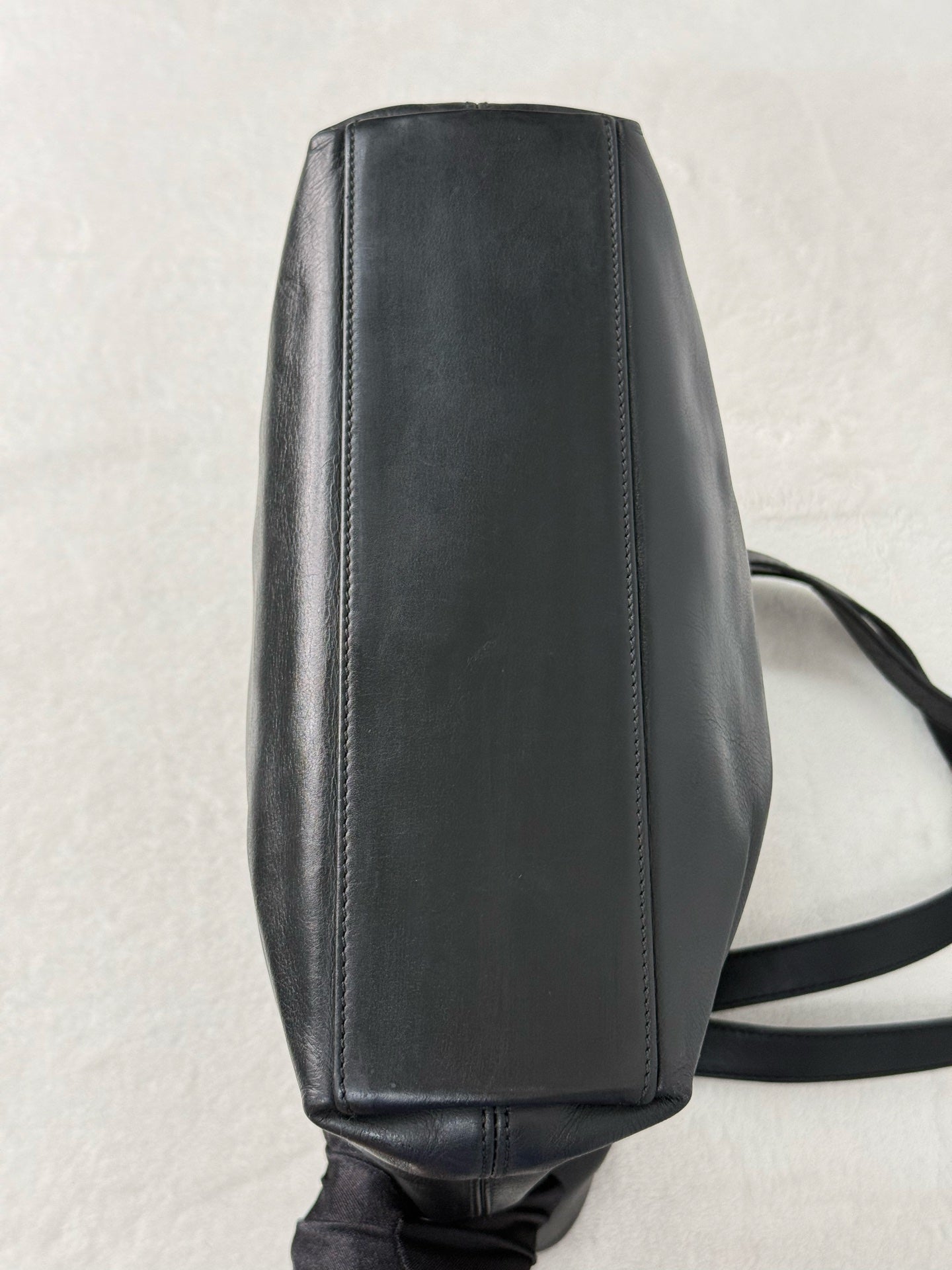 CHANEL Leather Totebag