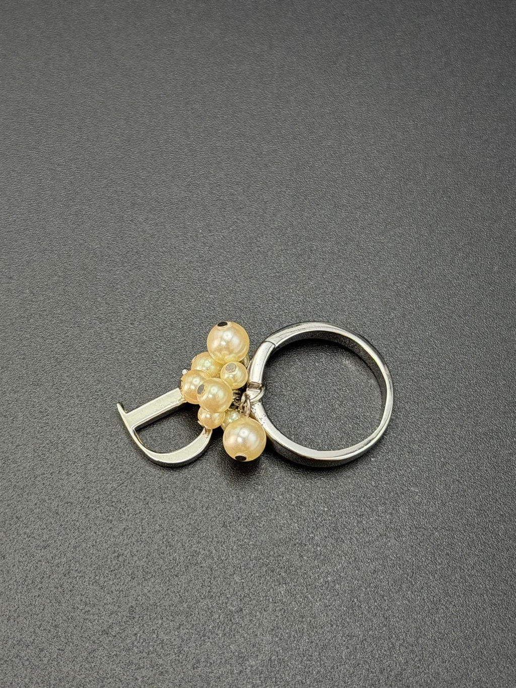 CHRISTIAN DIOR  Ring