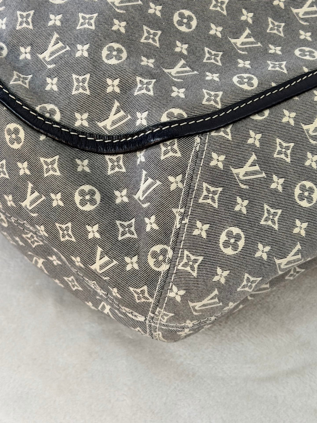 LOUIS VUITTON Monogram Denim Shoulderbag