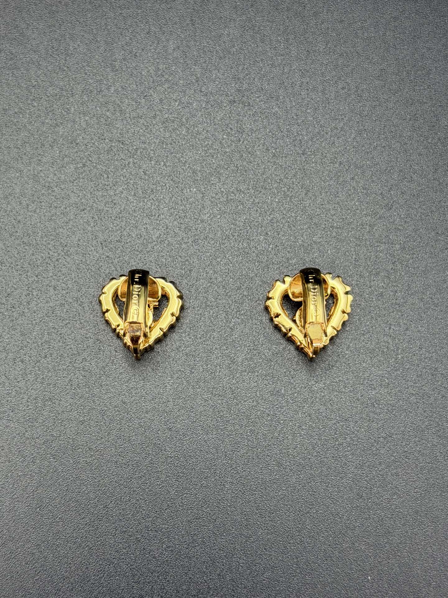 CHRISTIAN DIOR Heart-Shaped Earring