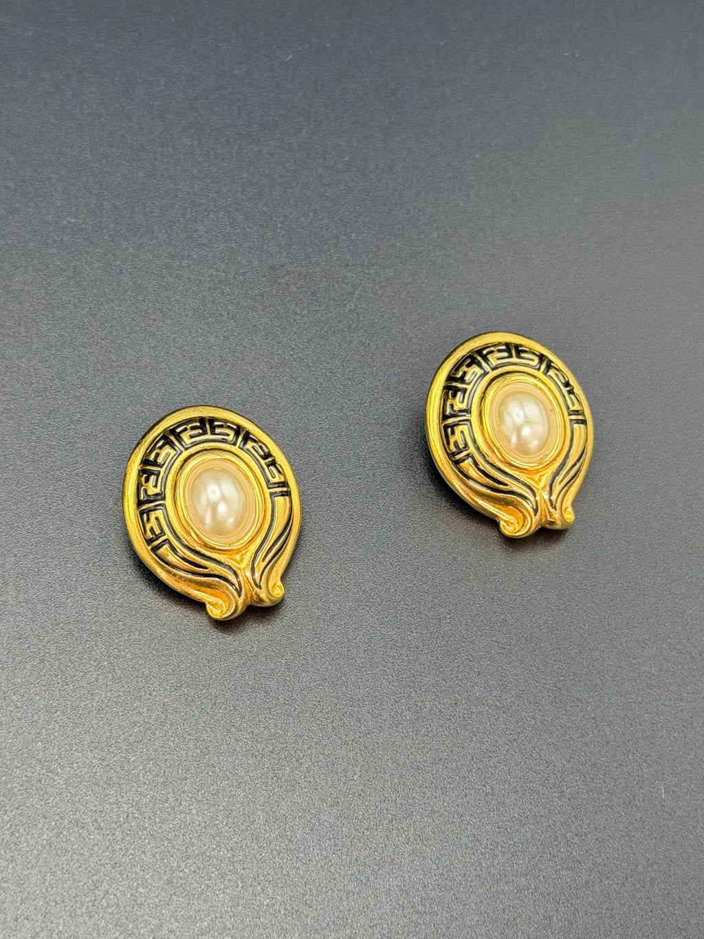 FENDI Vintage Earring Clips