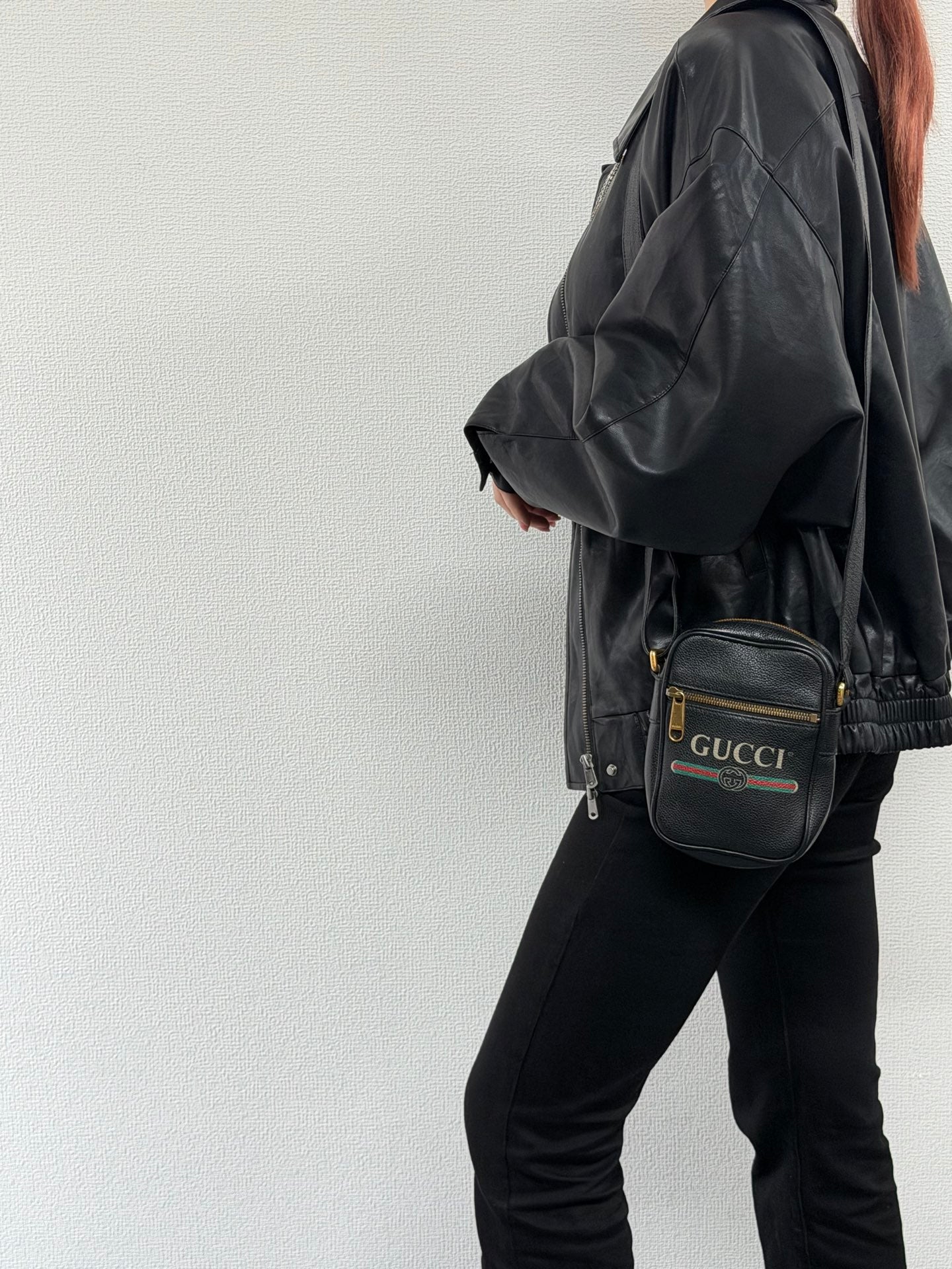 GUCCI Logo Leather Crossbody Bag