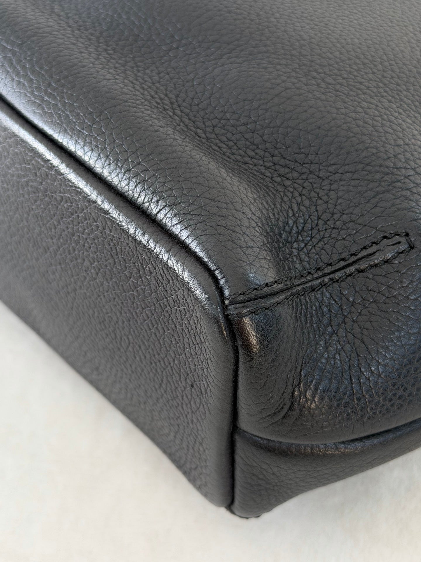 LOEWE Genuine leather Shoulderbag