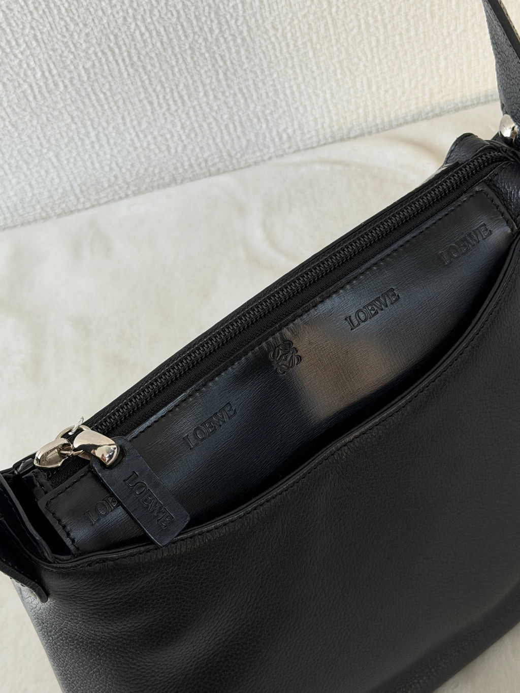 LOEWE Genuine leather Shoulderbag