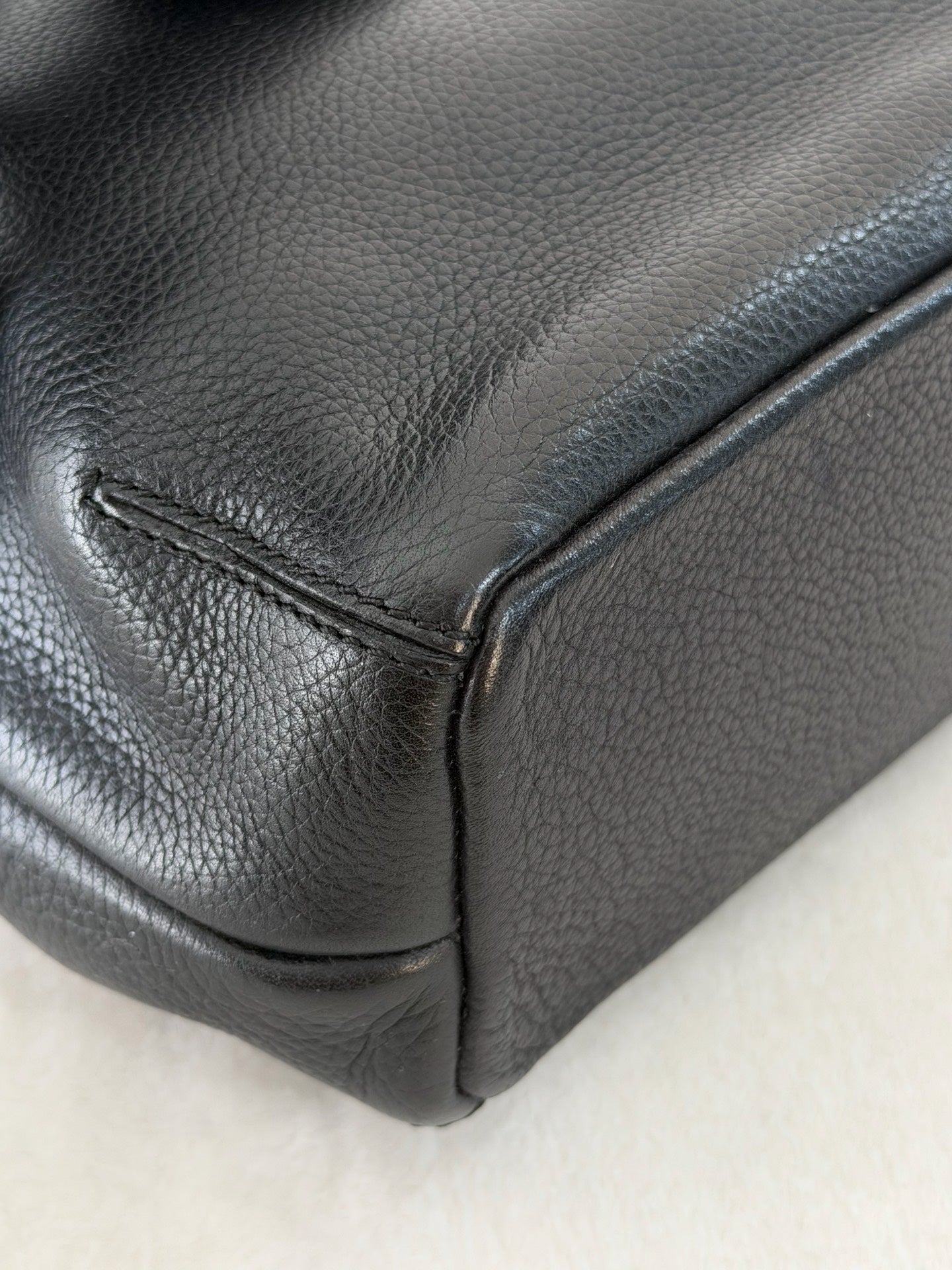 LOEWE Genuine leather Shoulderbag