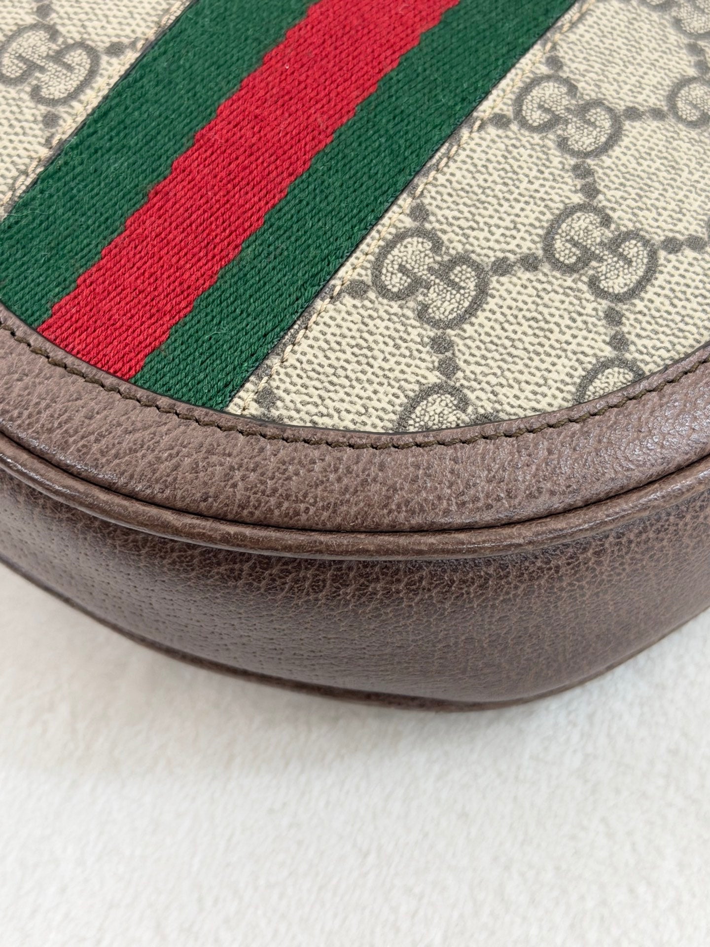 GUCCI Ophidia Supreme Chain Shoulderbag